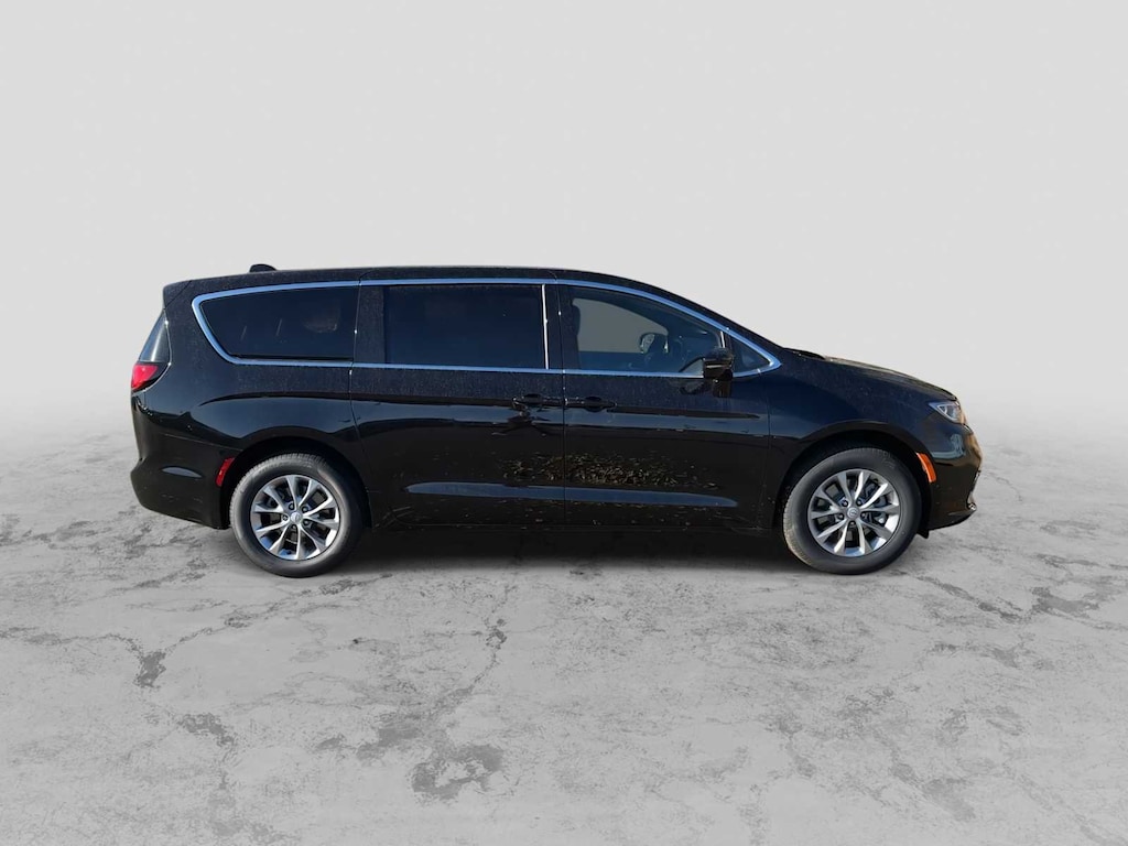 New 2026 Chrysler Pacifica SELECT AWD Passenger Van