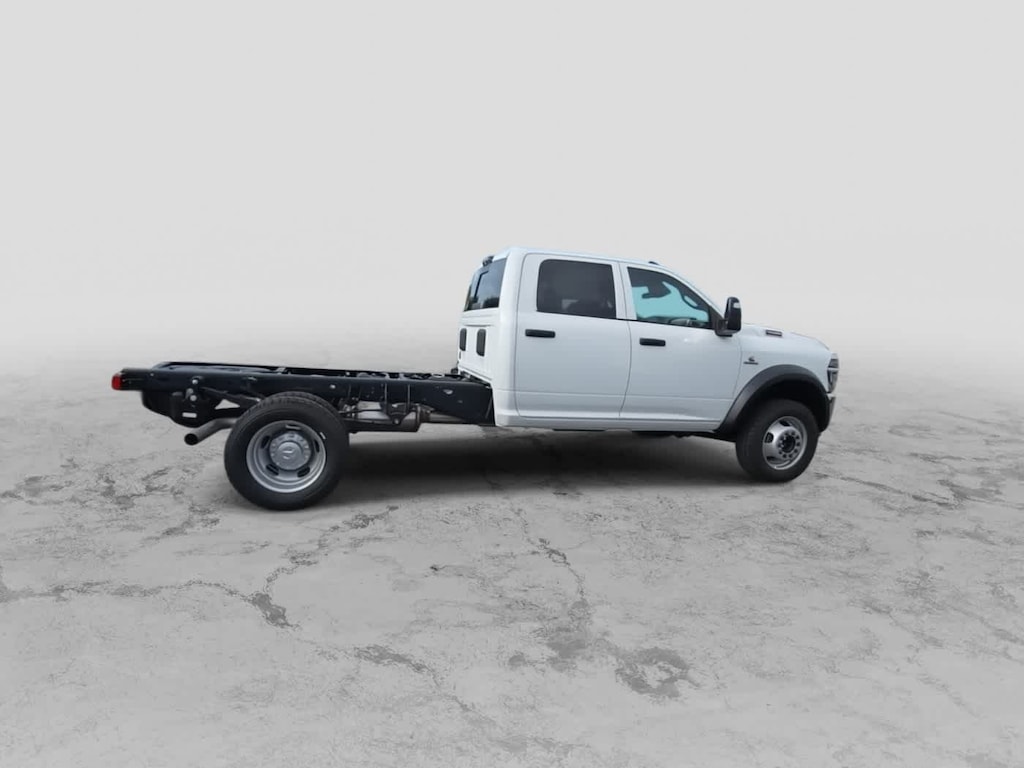 New 2025 Ram 5500 Chassis Cab 5500 TRADESMAN CHASSIS CREW CAB 4X4 60' CA Pickup