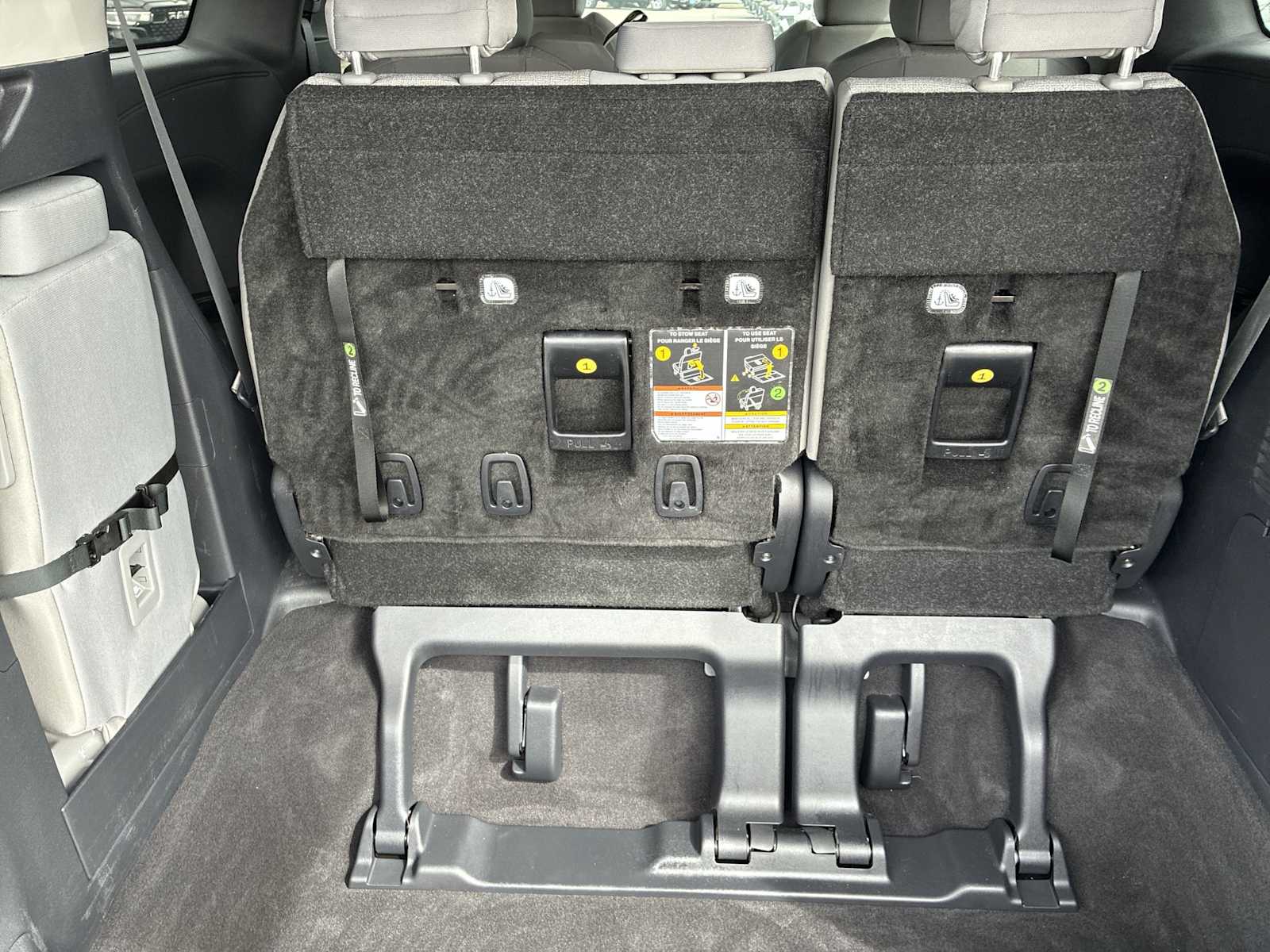 Thumbnail: 2025 Toyota Sienna - 20