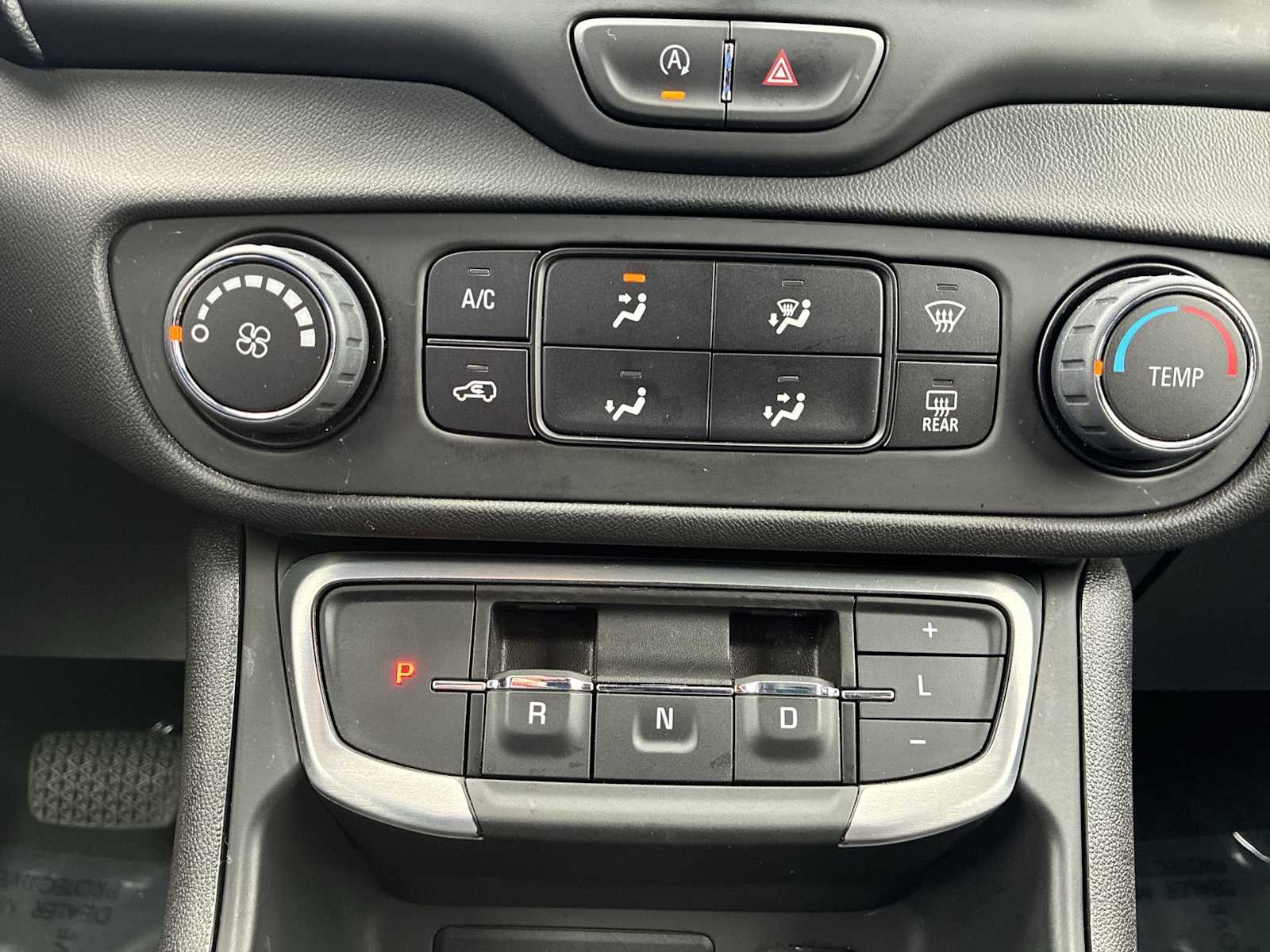 Thumbnail: 2024 GMC Terrain - 21