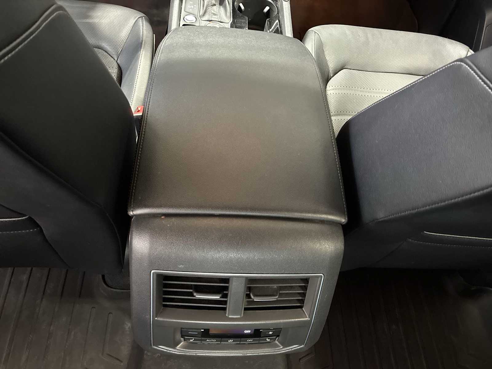 Thumbnail: 2019 Volkswagen Atlas - 23