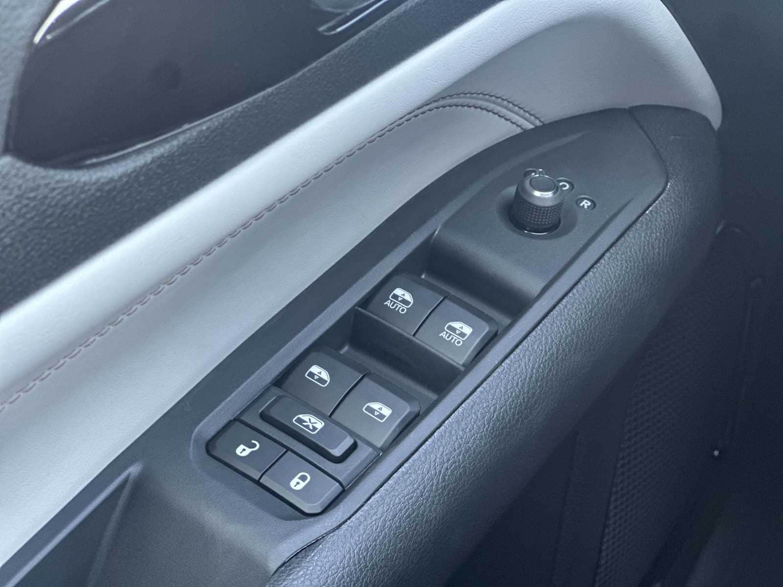 Thumbnail: 2025 Jeep Compass - 15