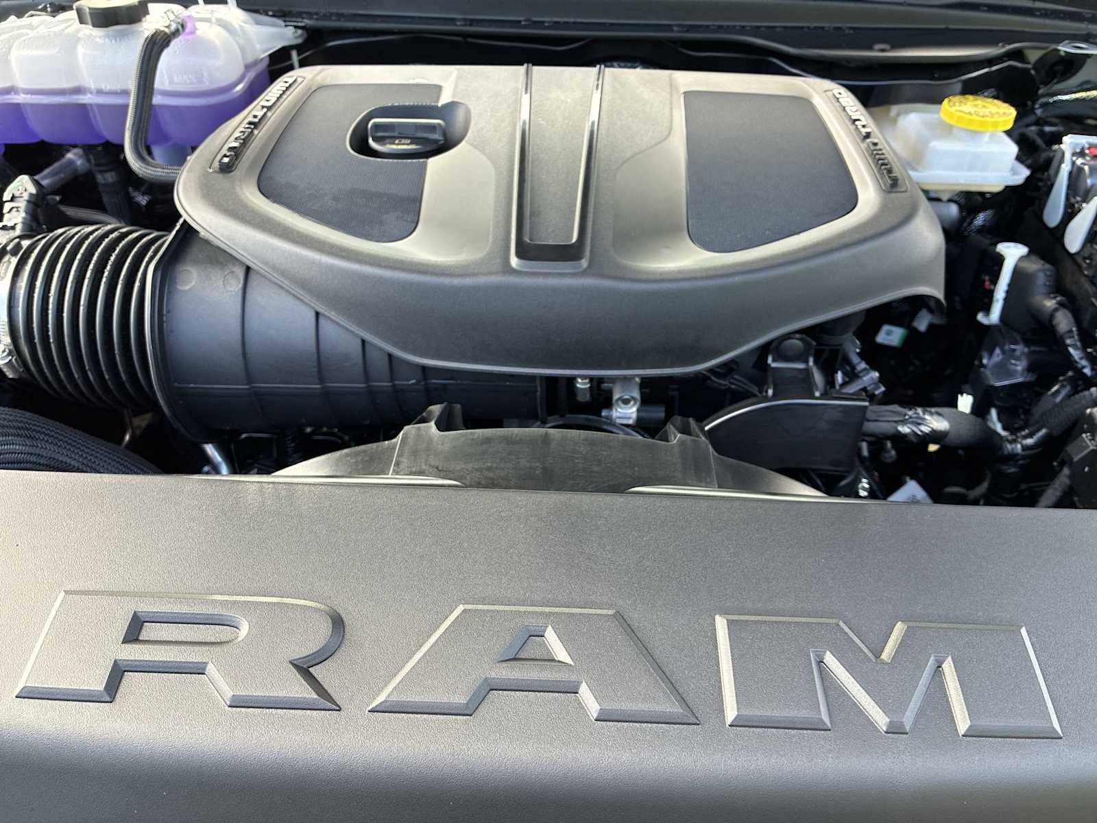Thumbnail: 2026 RAM 1500 - 18