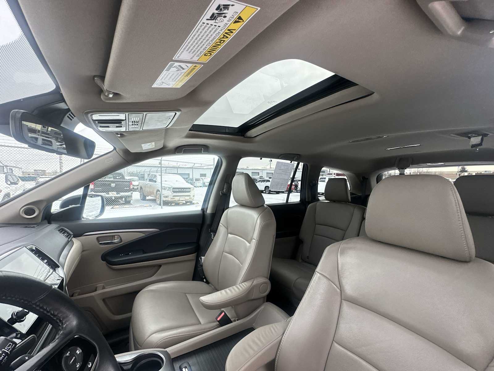 Thumbnail: 2022 Honda Pilot - 16