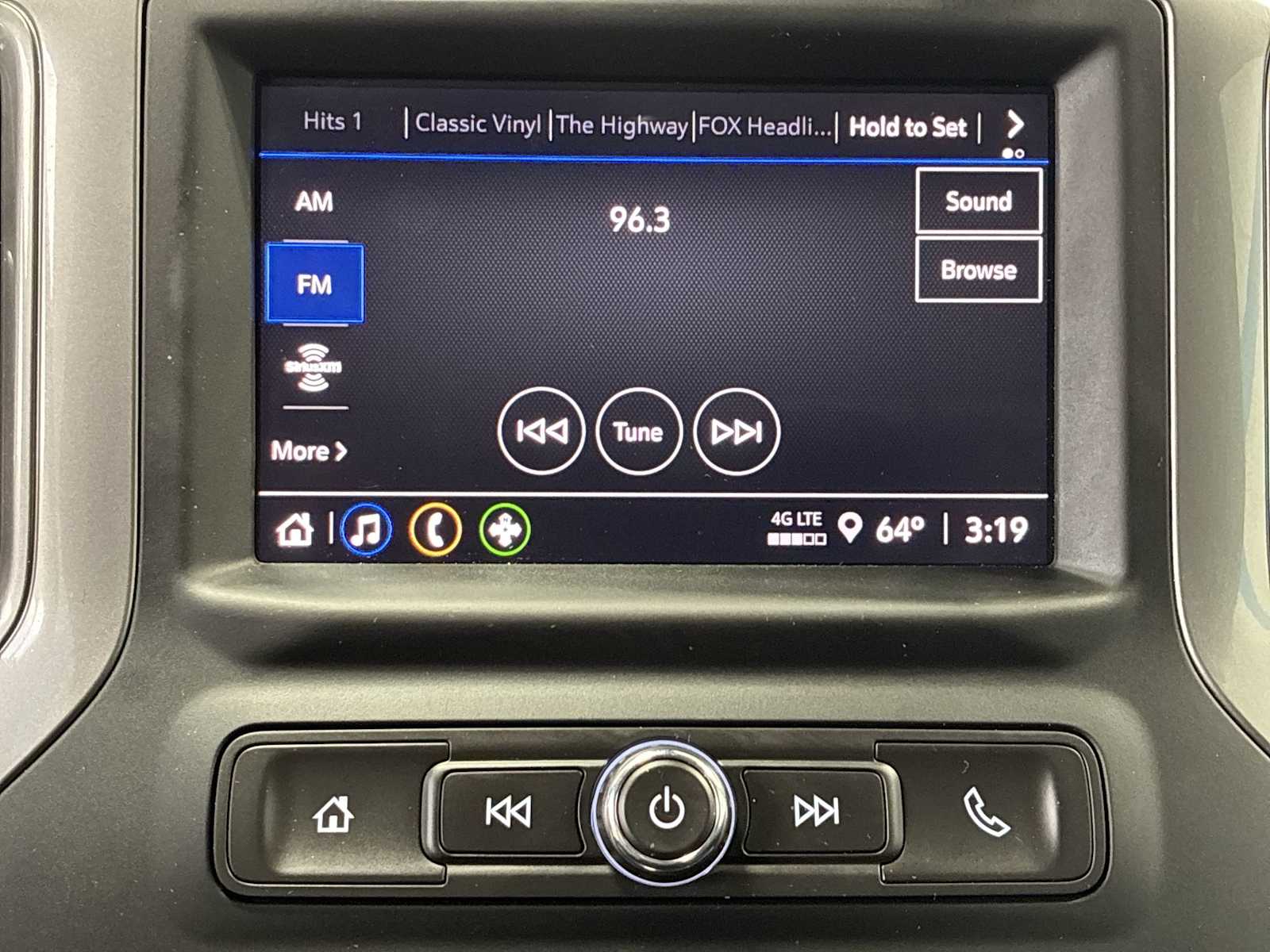 Thumbnail: 2022 Chevrolet Silverado 1500 - 12