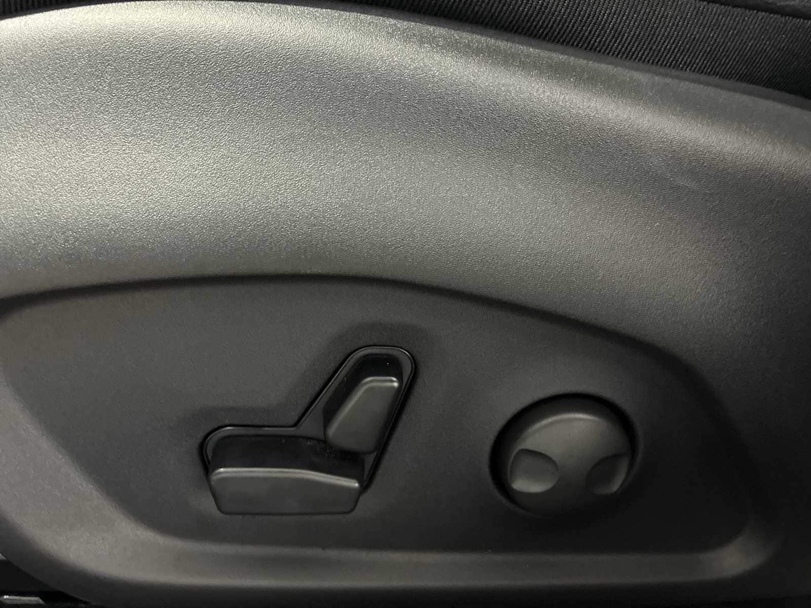 Thumbnail: 2026 Jeep Compass - 14
