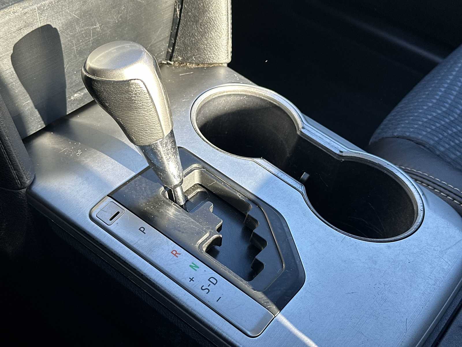 Thumbnail: 2013 Toyota Camry - 19