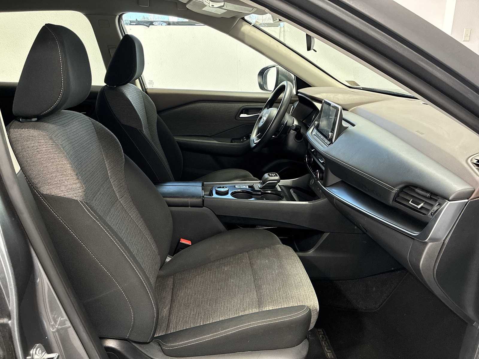 Thumbnail: 2023 Nissan Rogue - 24