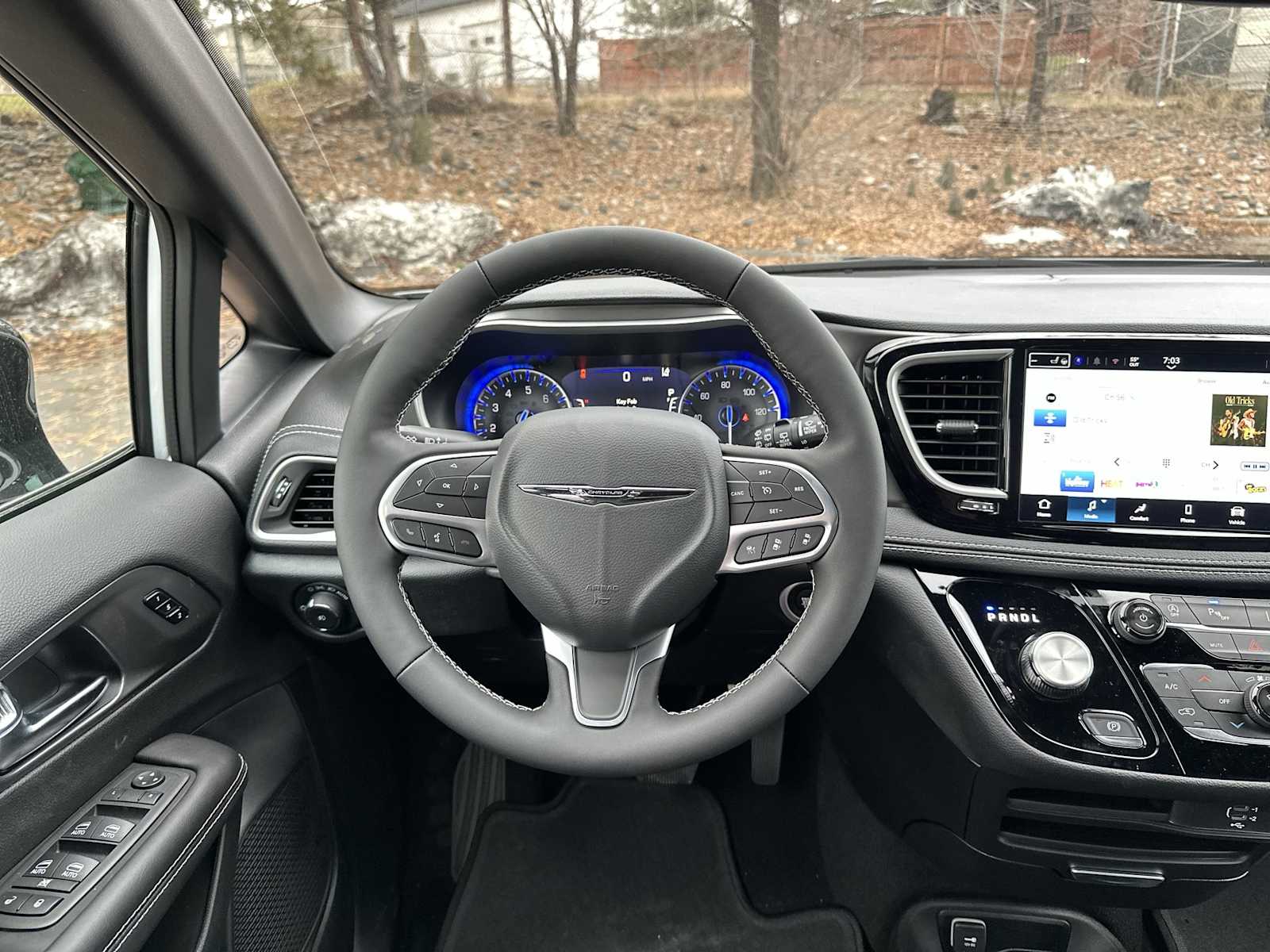 Thumbnail: 2026 Chrysler Pacifica - 11