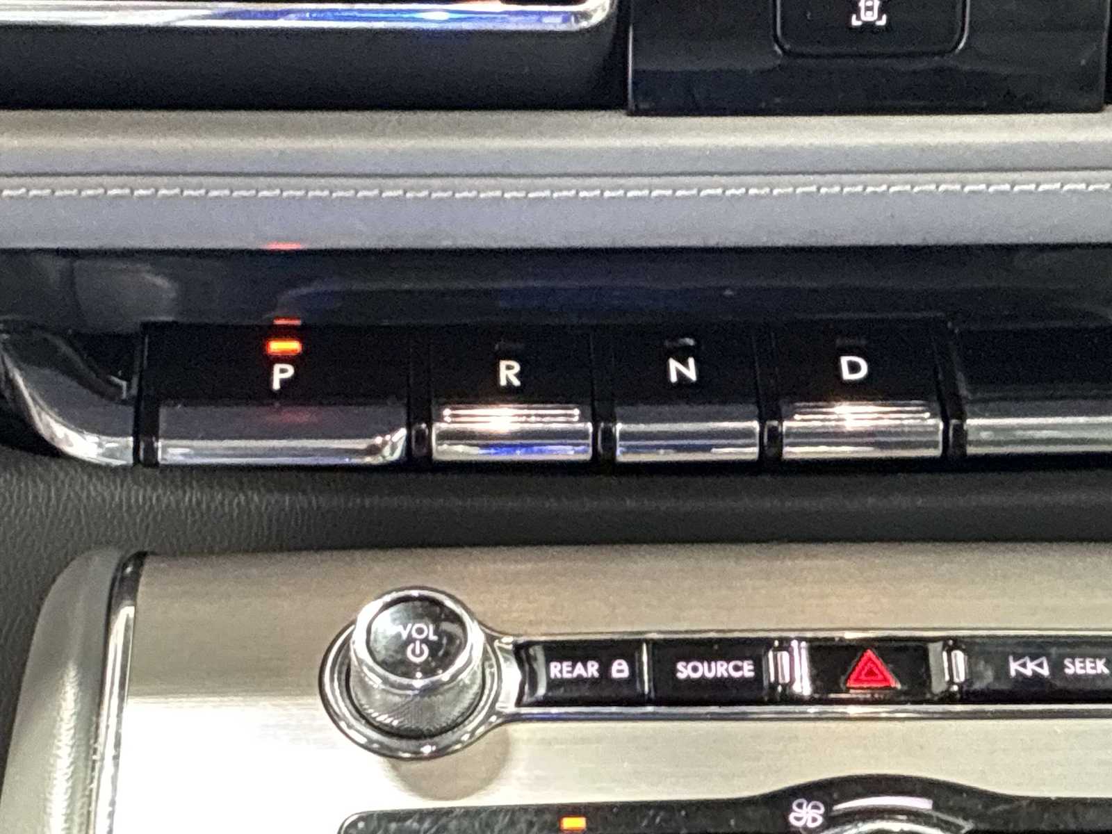 Thumbnail: 2020 Lincoln Aviator - 22