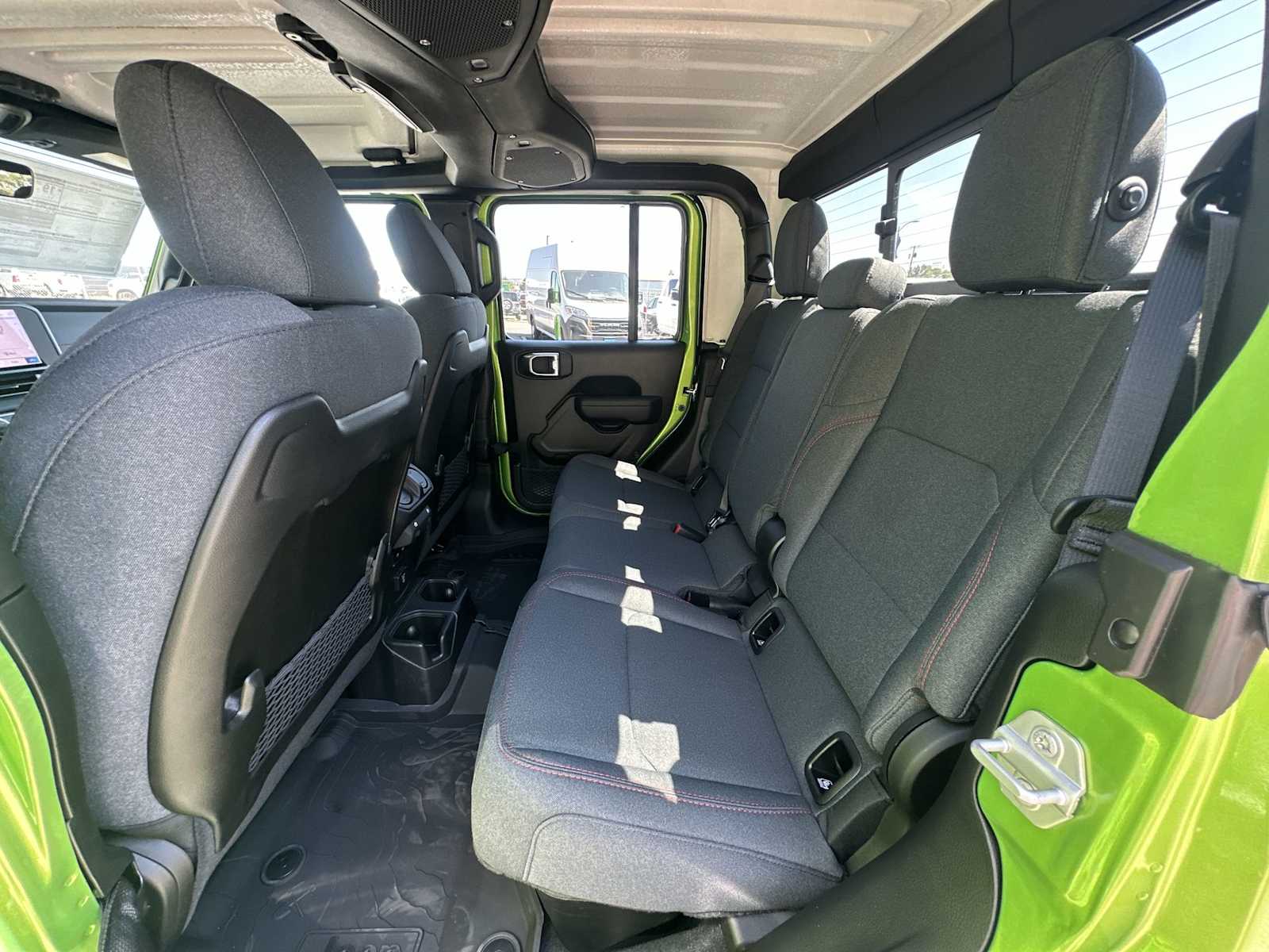 Thumbnail: 2025 Jeep Gladiator - 23