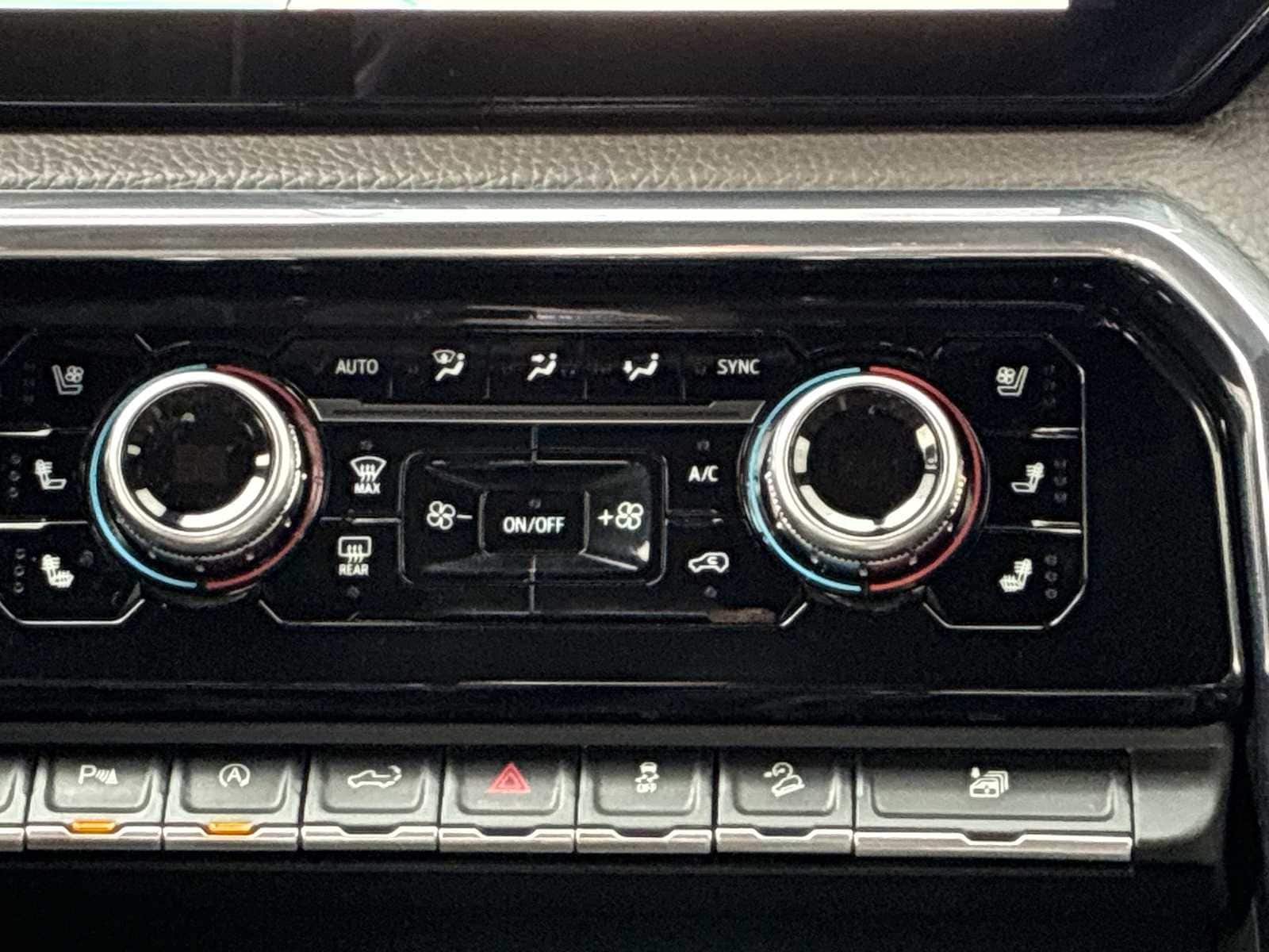 Thumbnail: 2023 GMC Sierra 1500 - 17