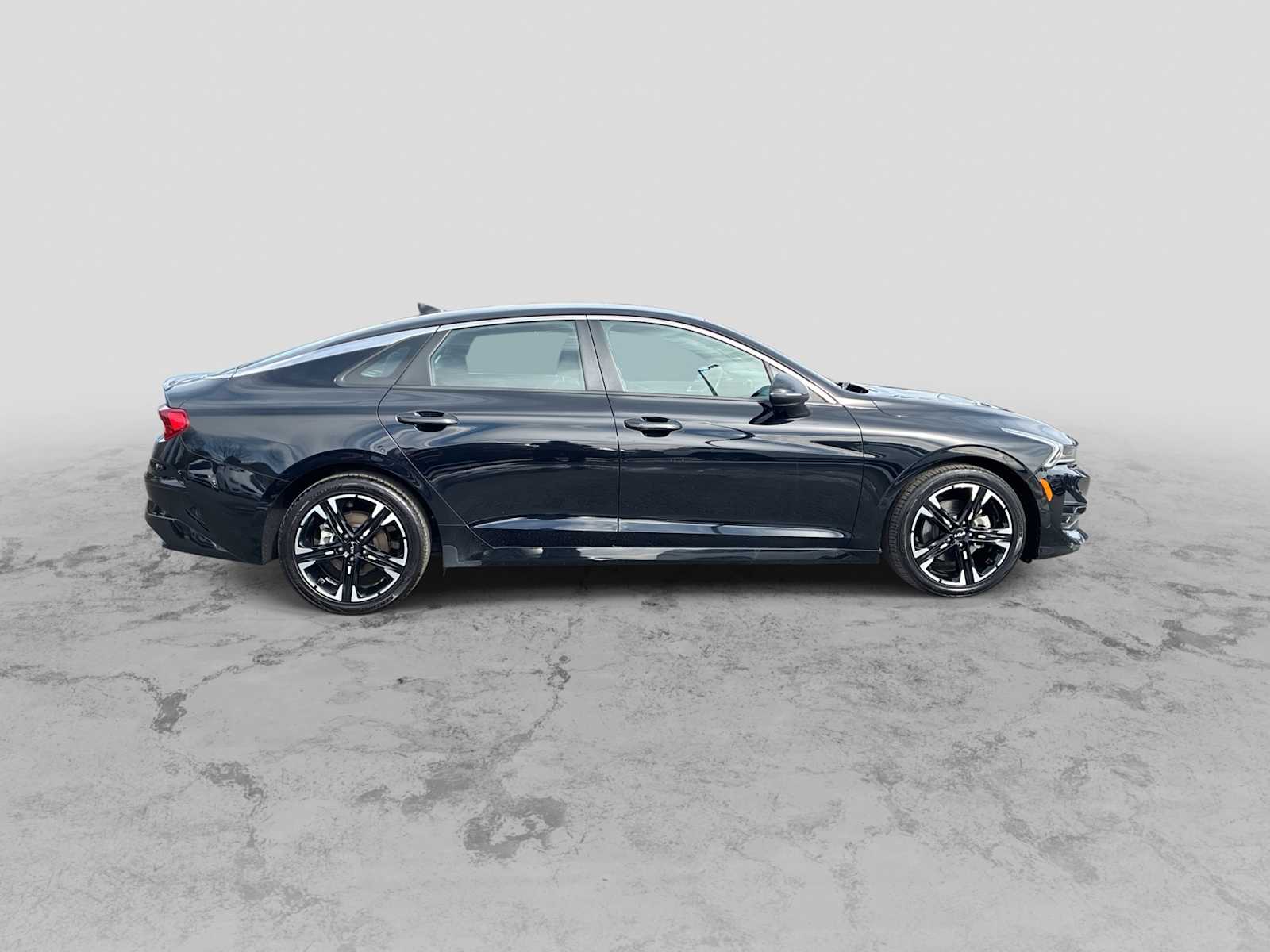 Thumbnail: 2022 Kia K5 - 9