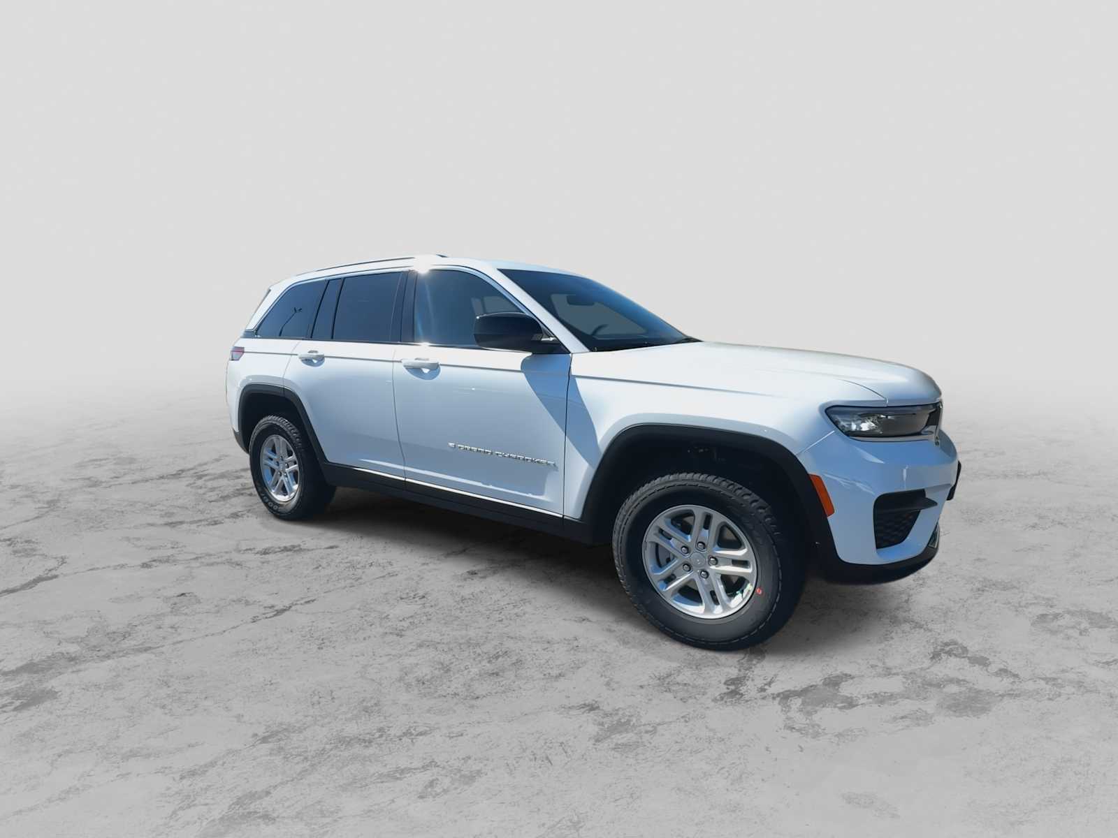 Thumbnail: 2025 Jeep Grand Cherokee - 2