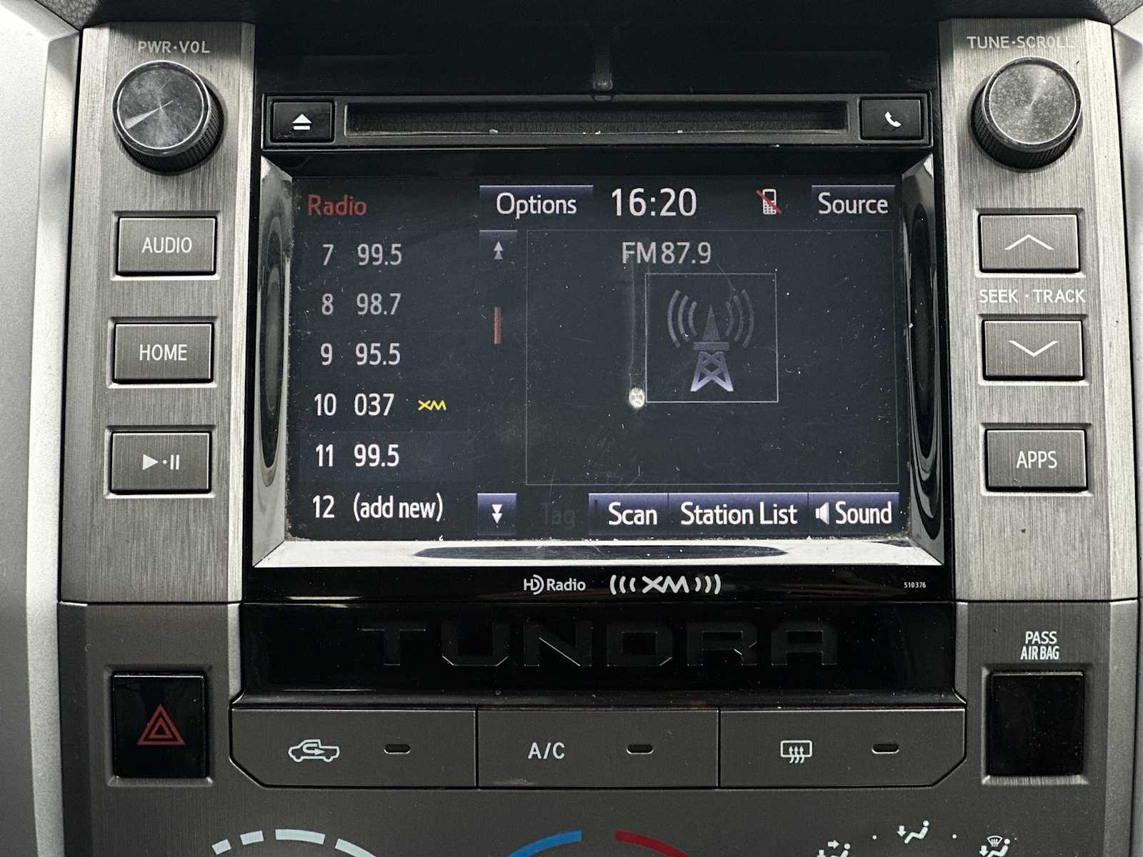 Thumbnail: 2019 Toyota Tundra - 12