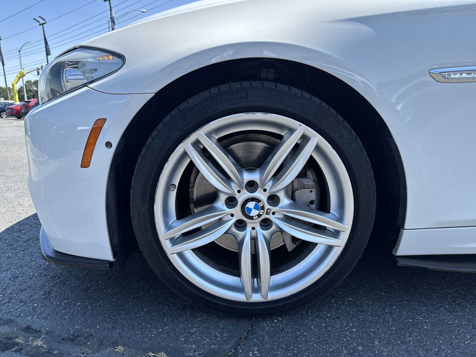 Thumbnail: 2012 BMW 5 Series - 18