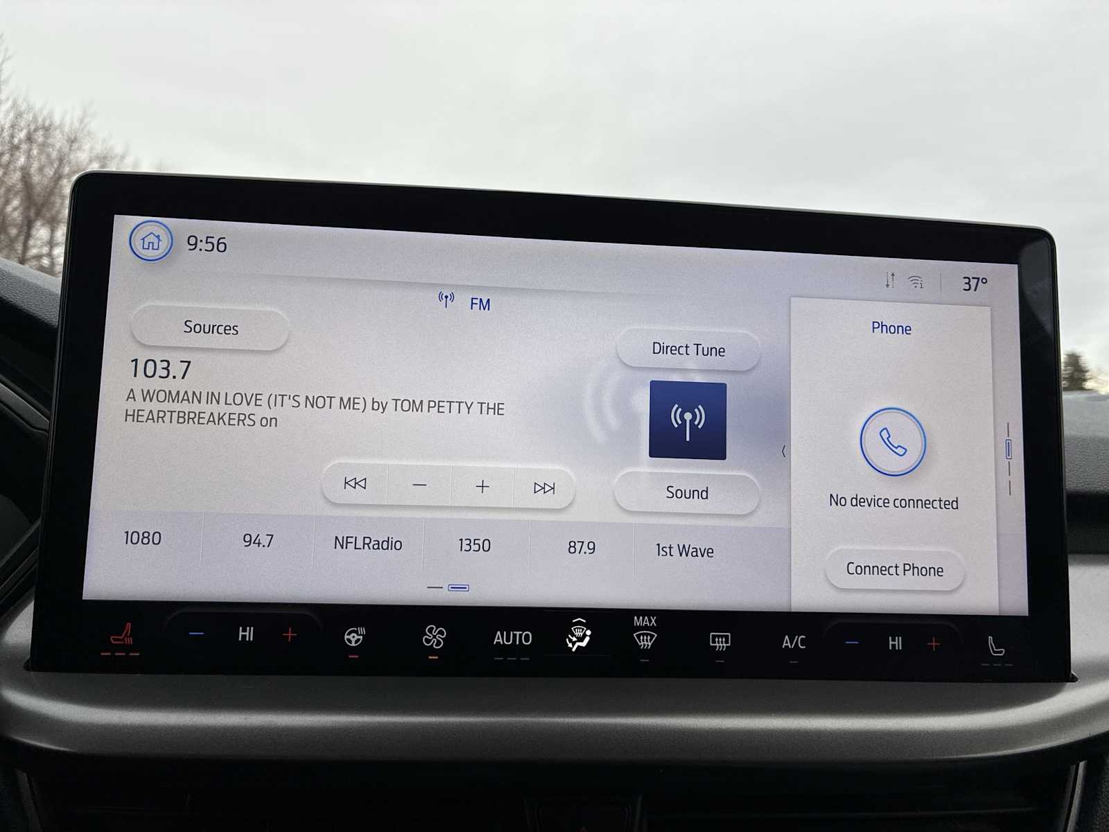 Thumbnail: 2023 Ford Escape - 12