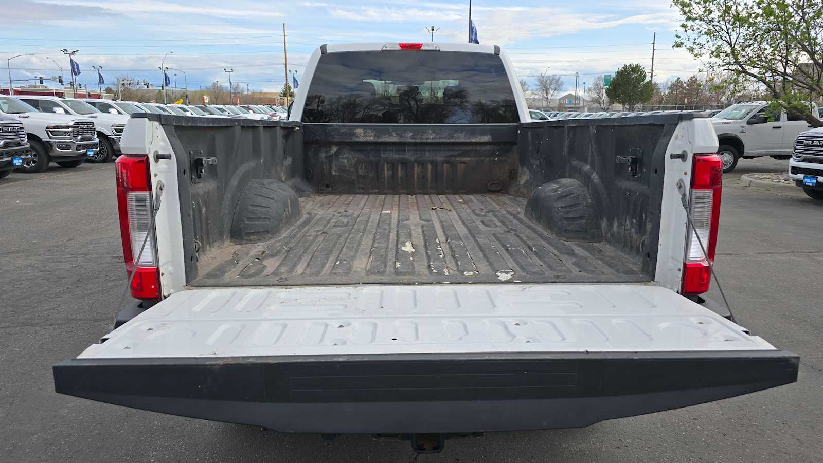 Thumbnail: 2017 Ford F-350 - 8