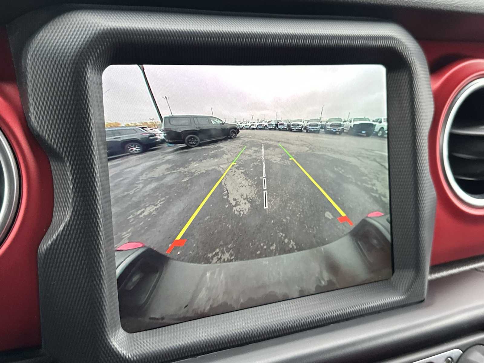 Thumbnail: 2021 Jeep Gladiator - 22