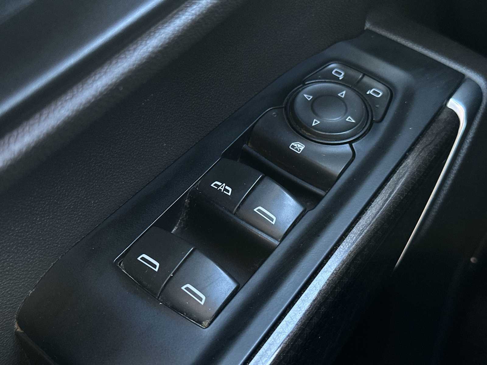 Thumbnail: 2019 Chevrolet Silverado 1500 - 15