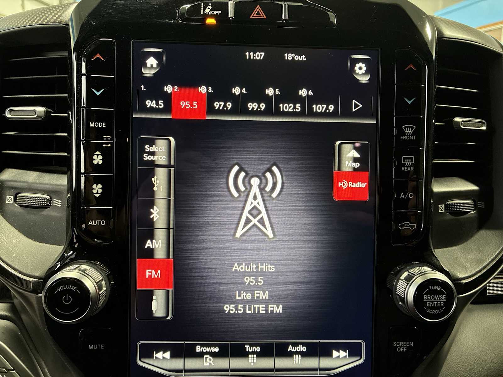 Thumbnail: 2021 RAM 1500 - 12