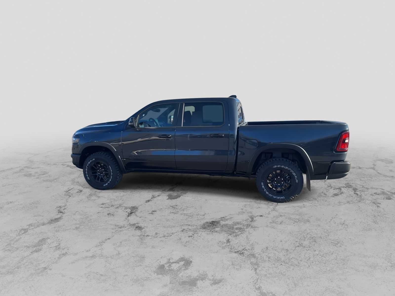 Thumbnail: 2026 RAM 1500 - 5