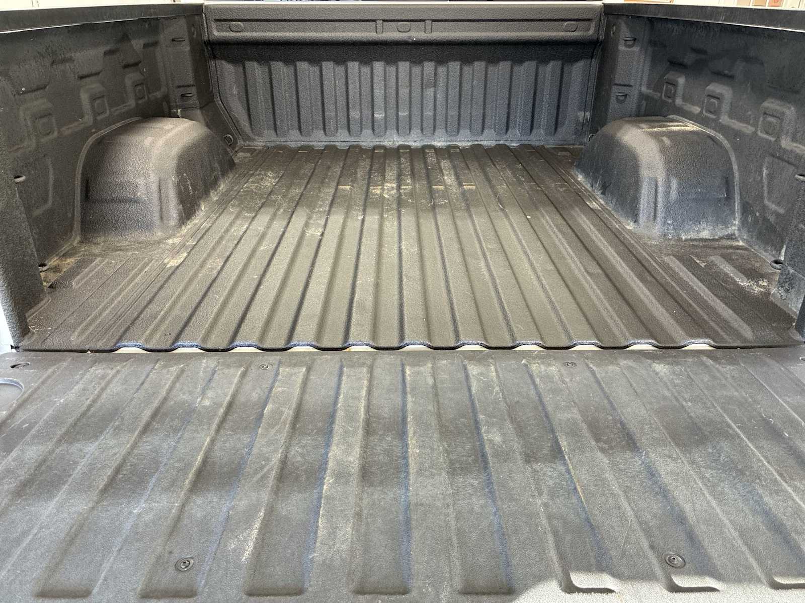 Thumbnail: 2019 Chevrolet Silverado 1500 - 21