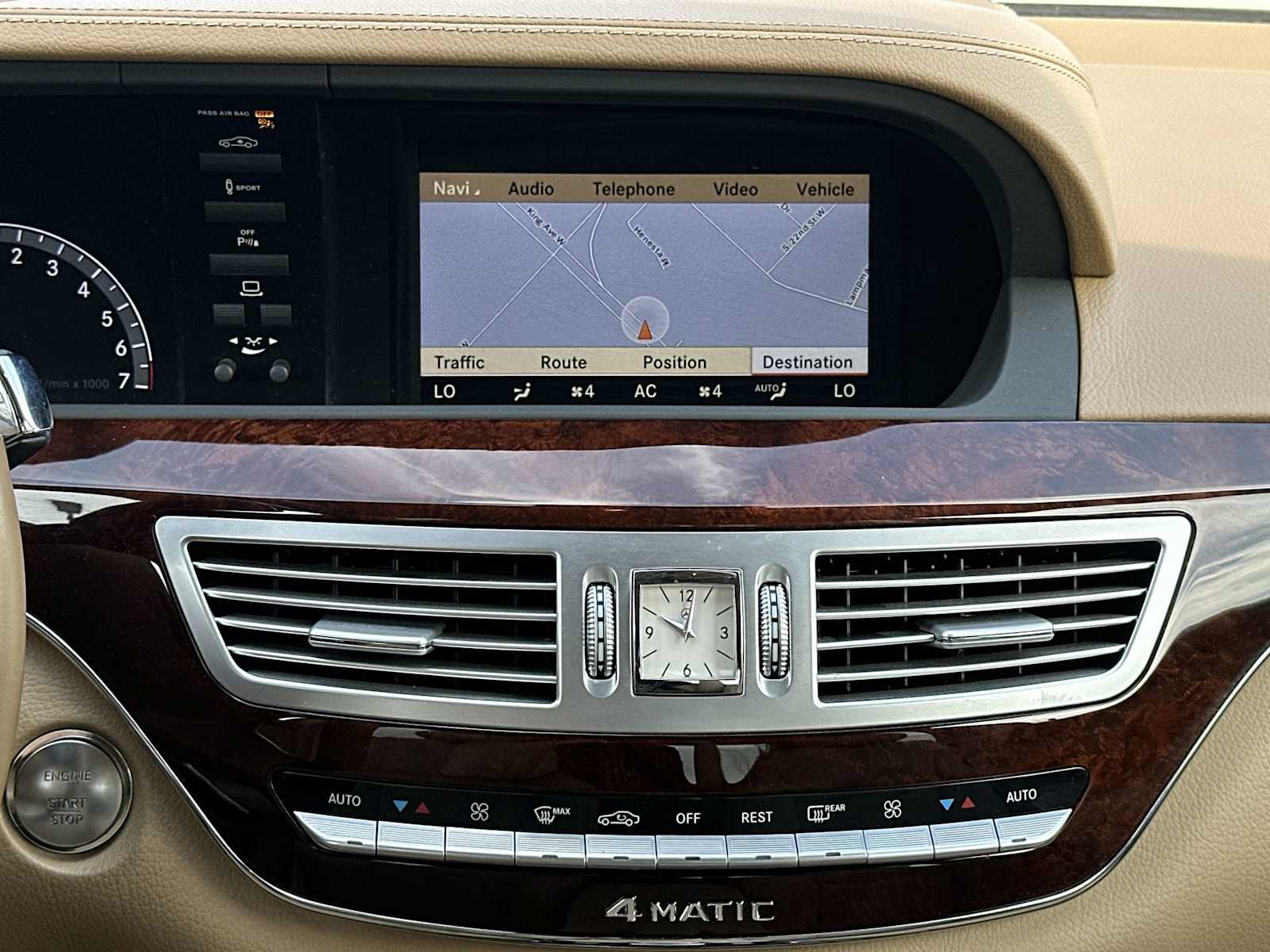 Thumbnail: 2012 Mercedes-Benz S-Class - 19