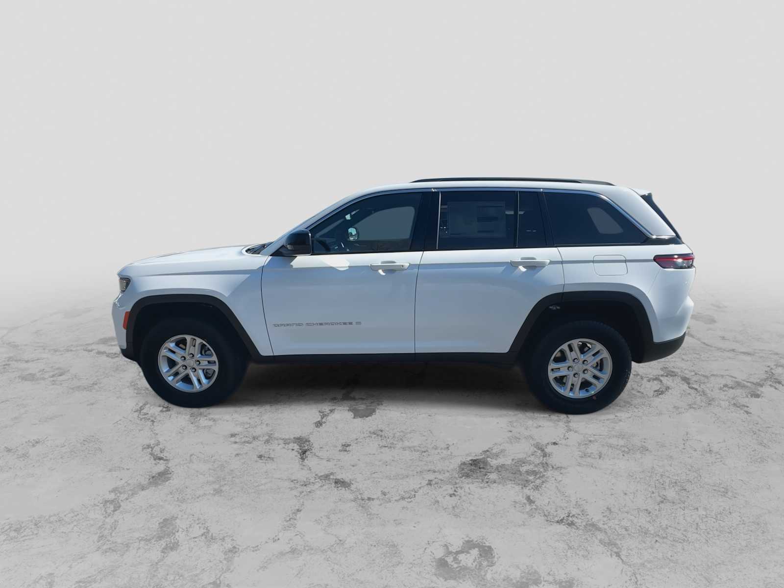 Thumbnail: 2025 Jeep Grand Cherokee - 5