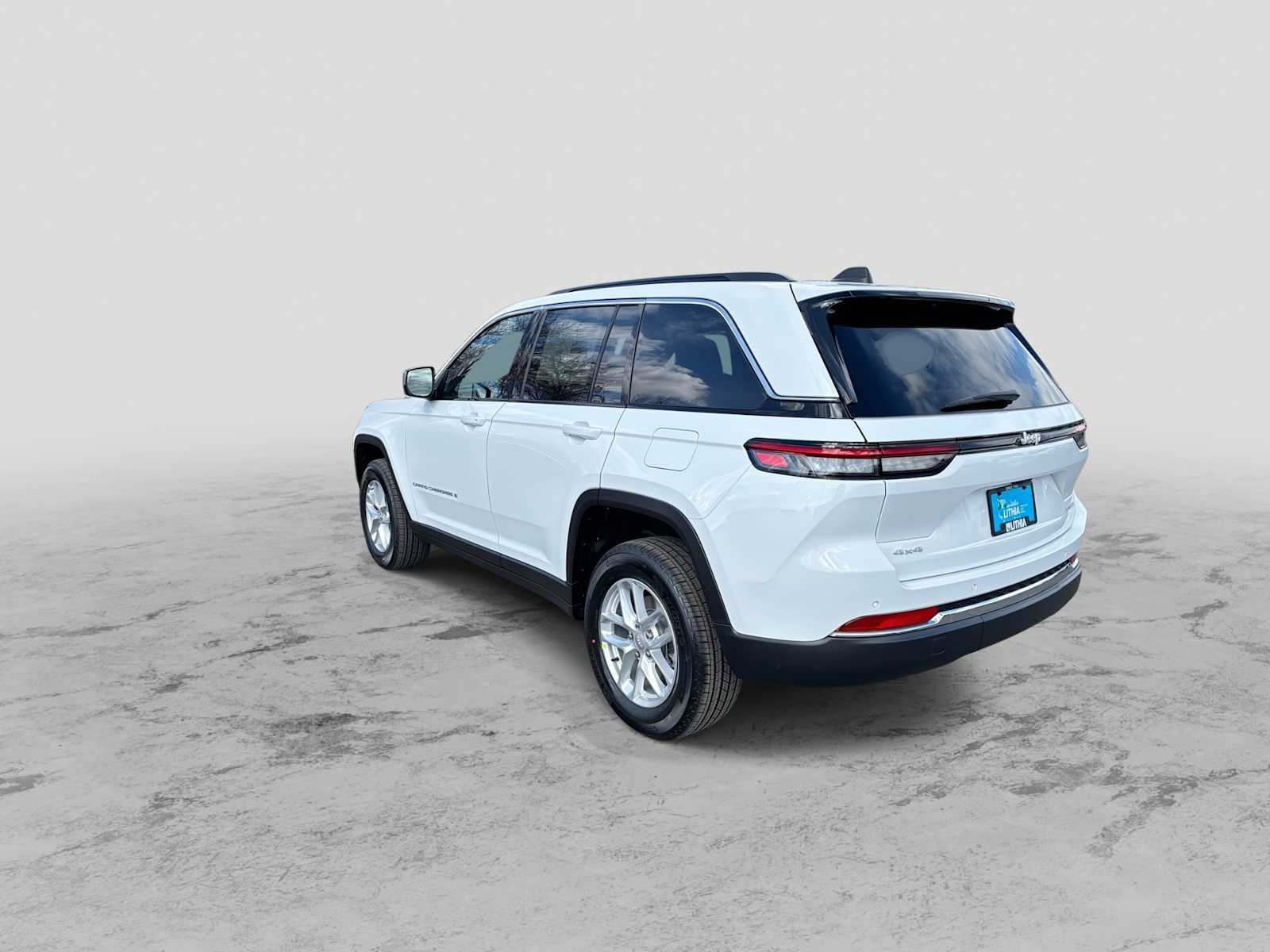 Thumbnail: 2026 Jeep Grand Cherokee - 6