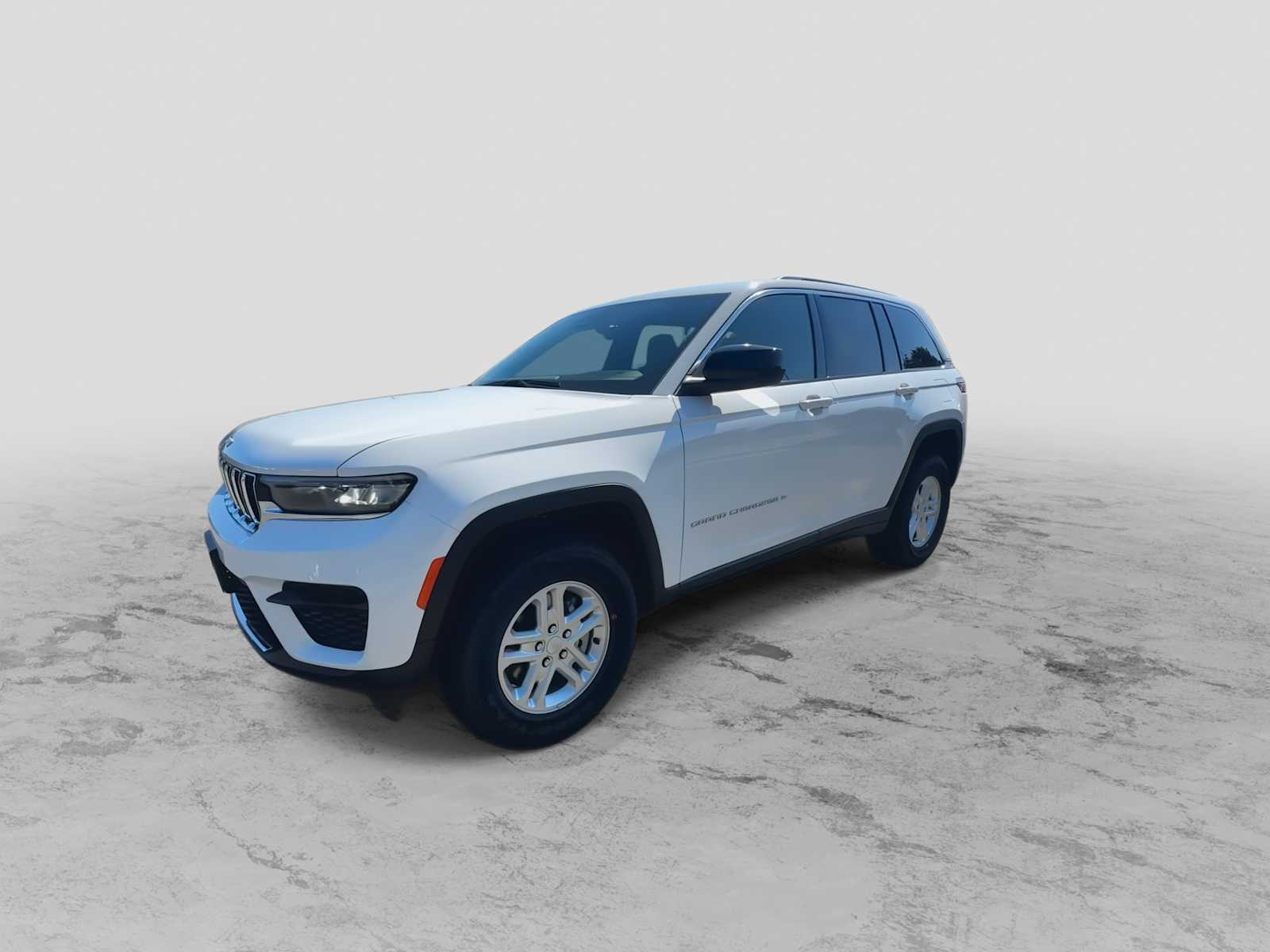 Thumbnail: 2025 Jeep Grand Cherokee - 4