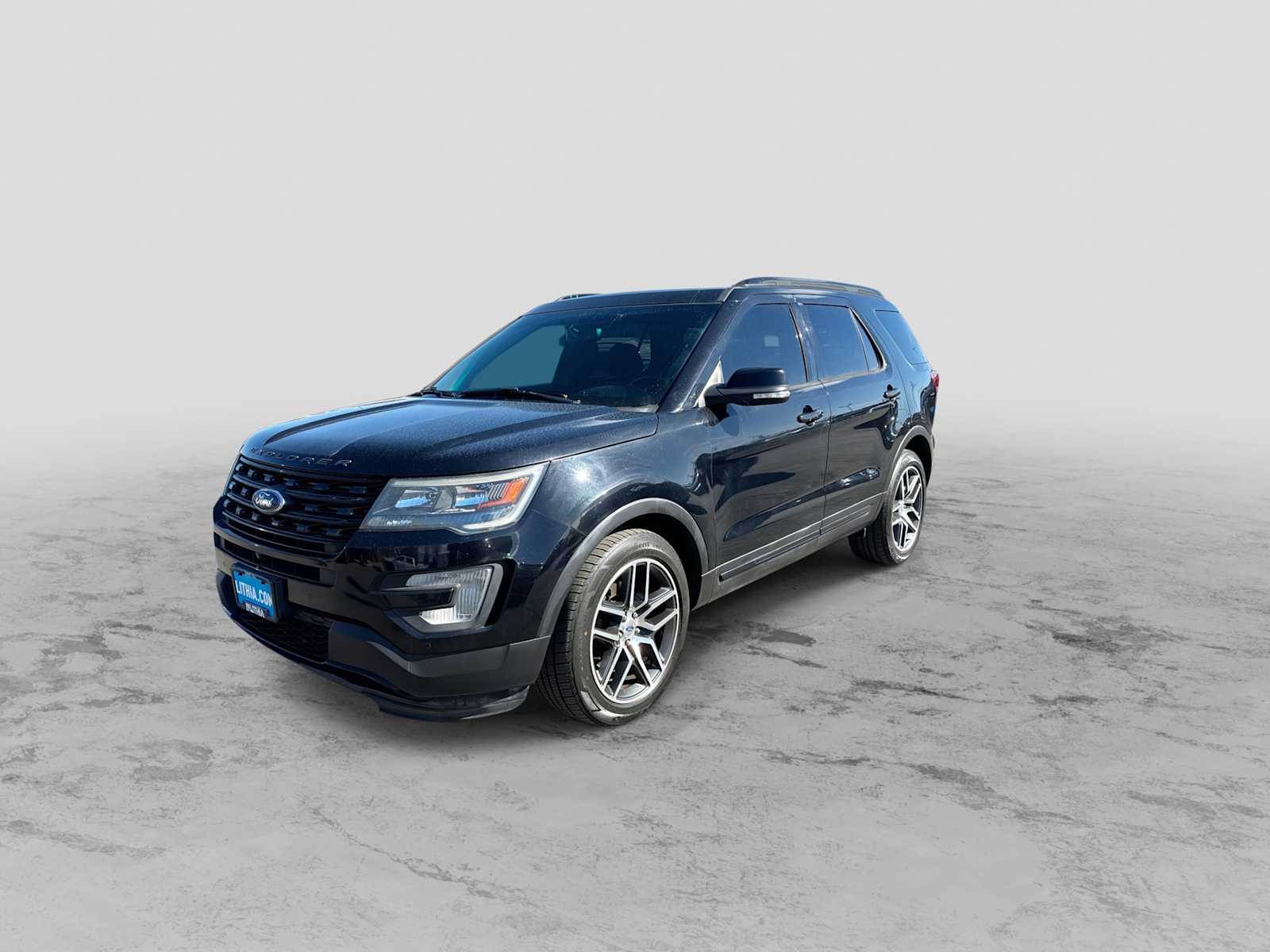 Thumbnail: 2016 Ford Explorer - 4