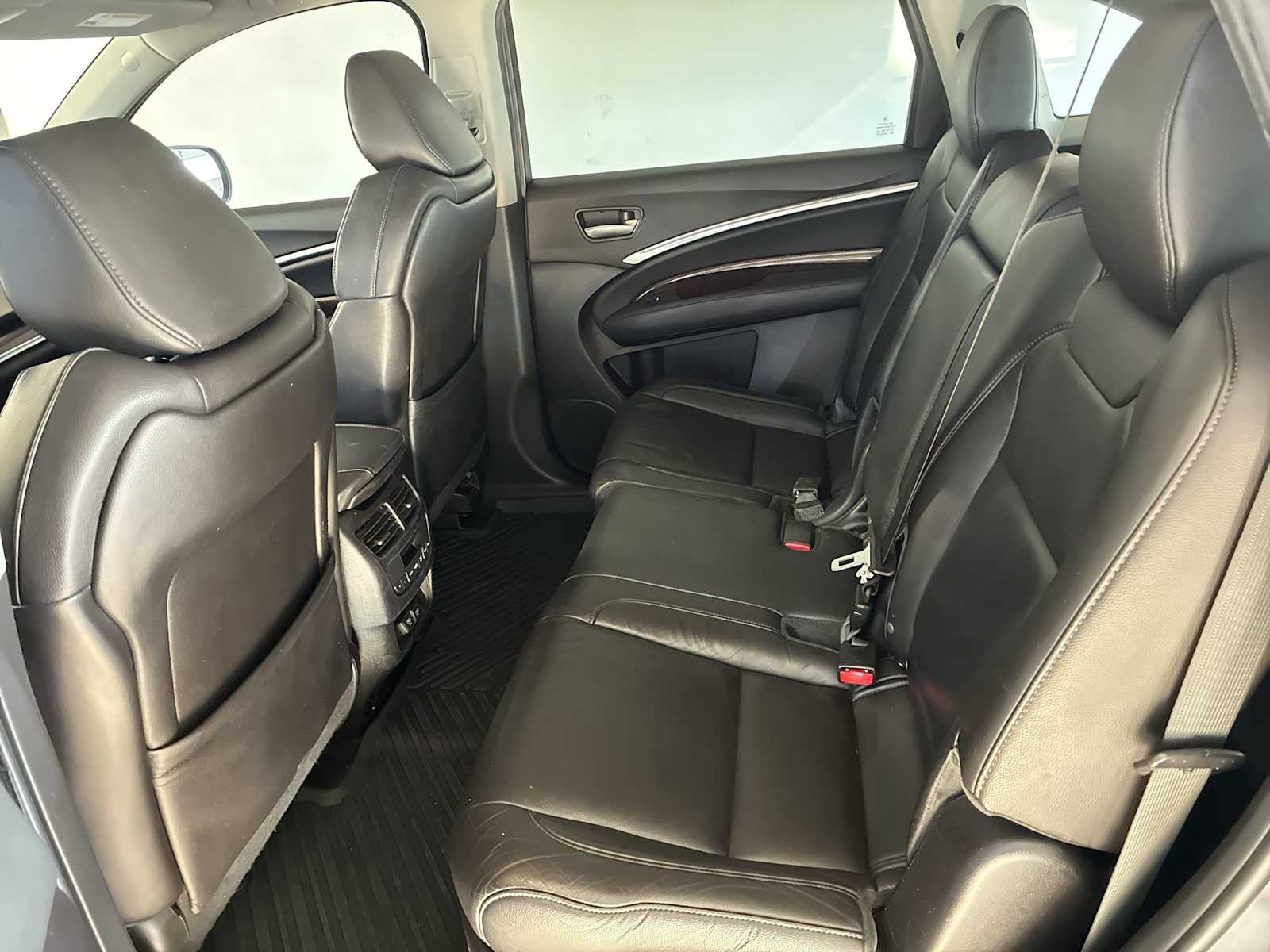 Thumbnail: 2020 Acura MDX - 24