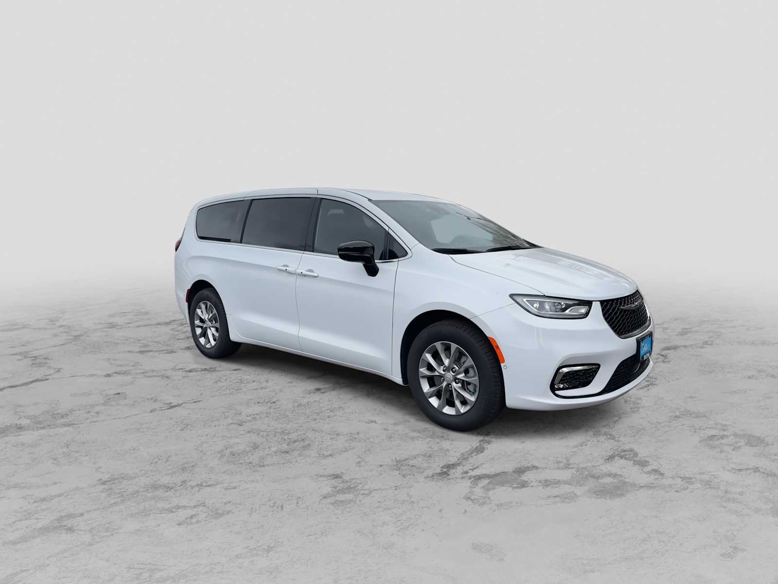 Thumbnail: 2026 Chrysler Pacifica - 2