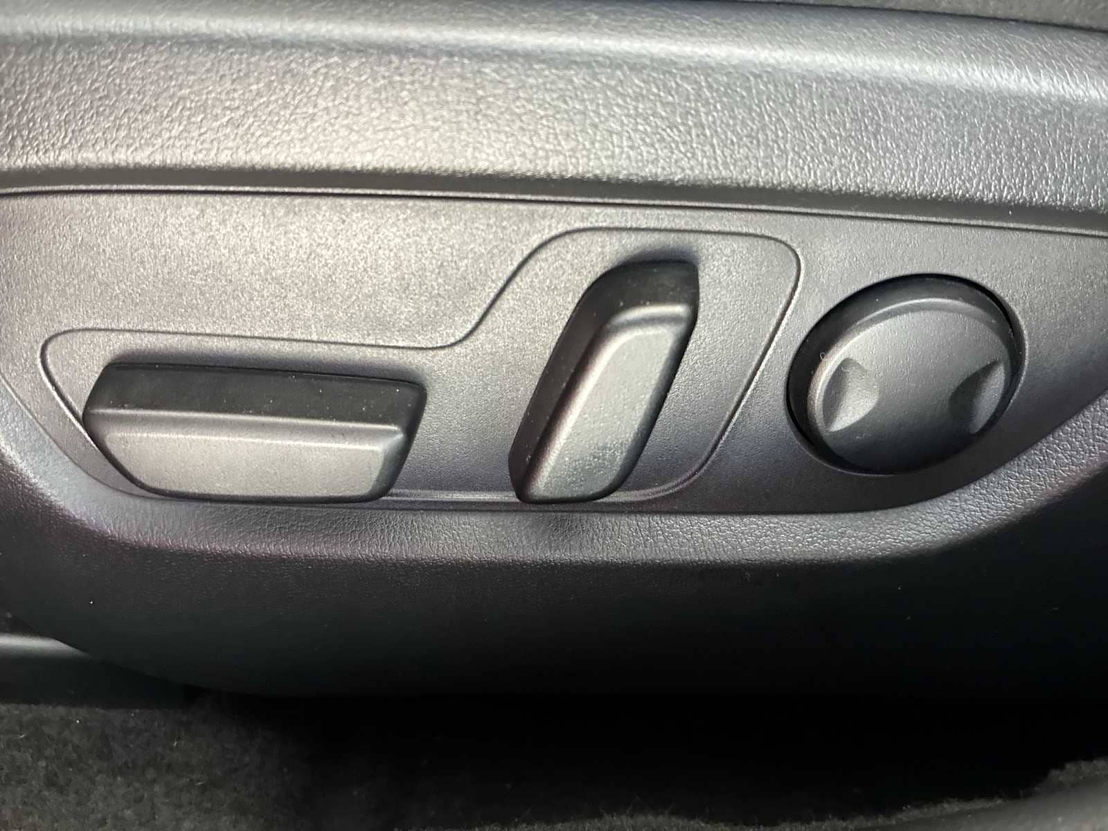 Thumbnail: 2023 Mazda CX-50 - 14