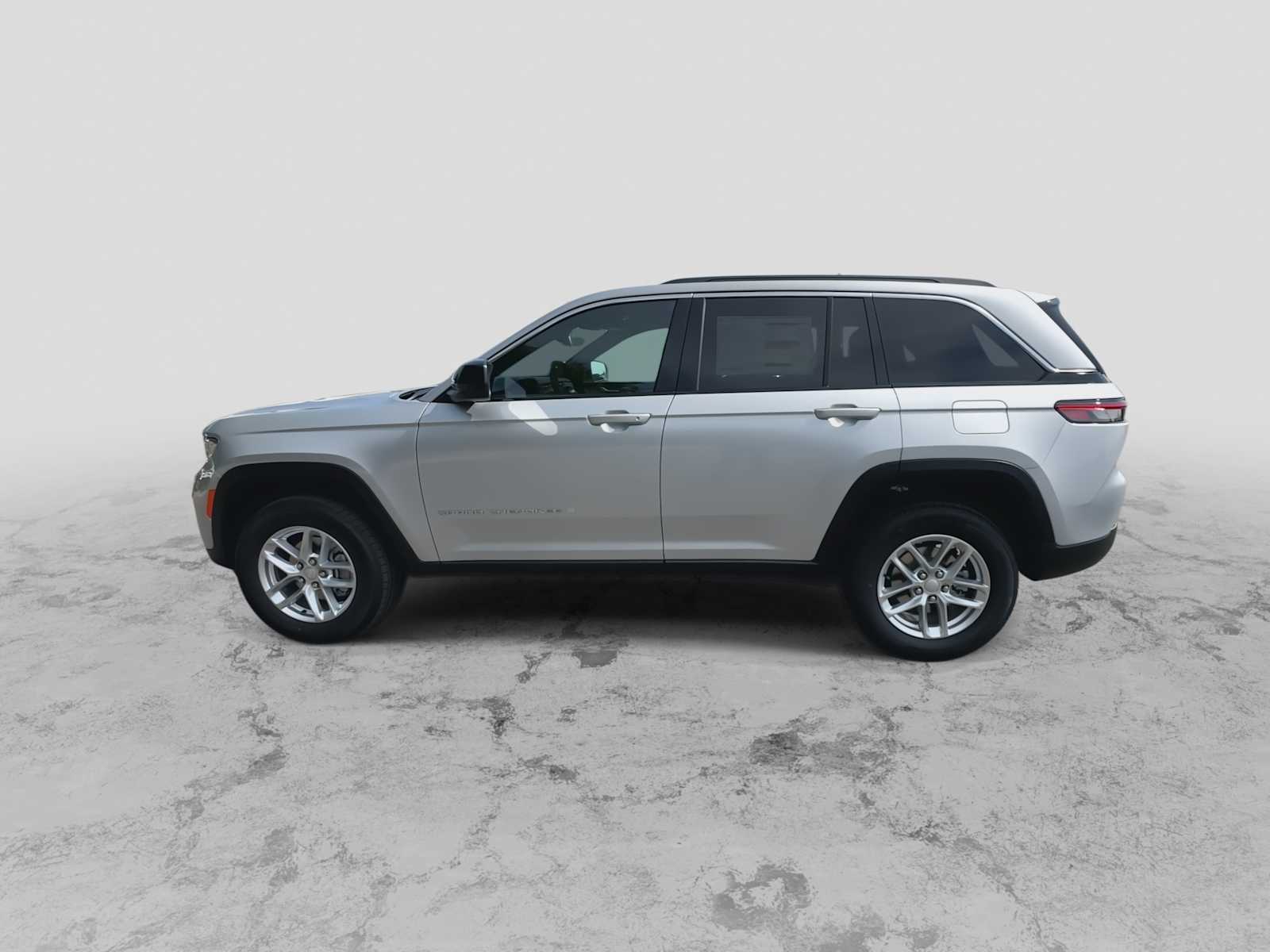 Thumbnail: 2025 Jeep Grand Cherokee - 5