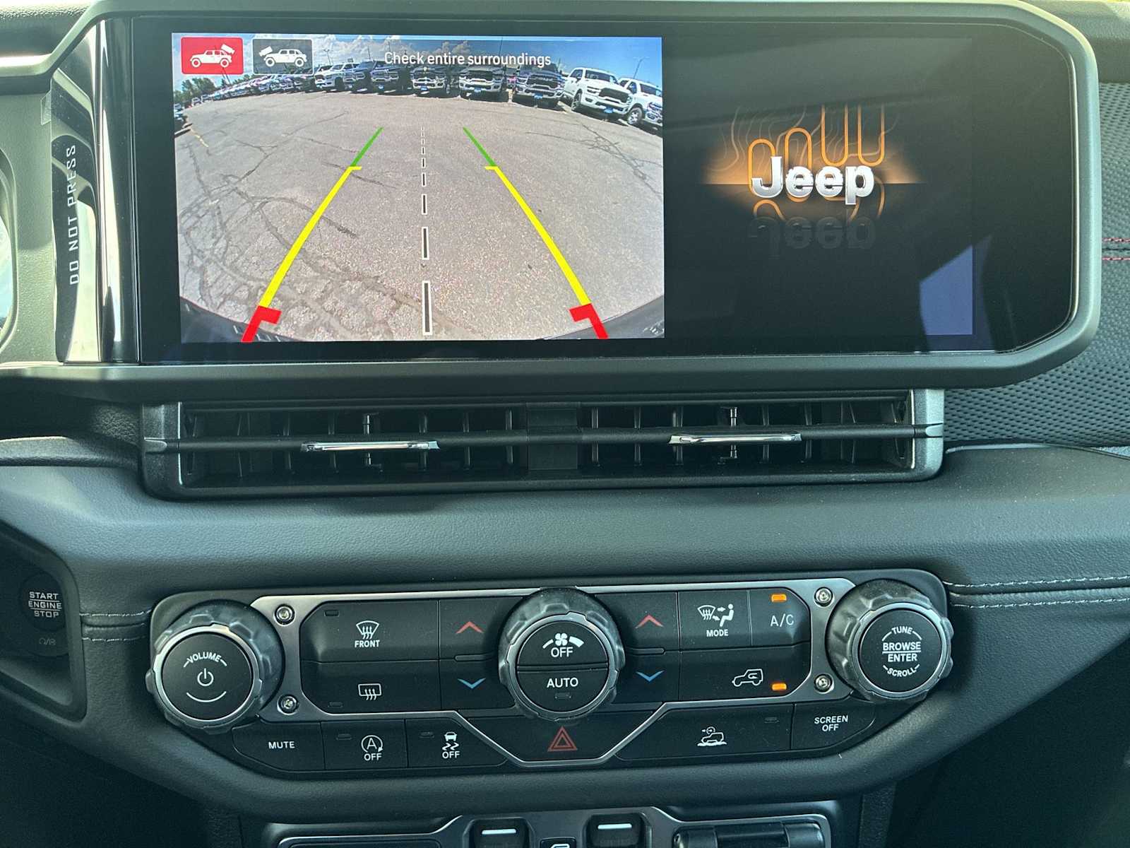 Thumbnail: 2026 Jeep Wrangler - 24