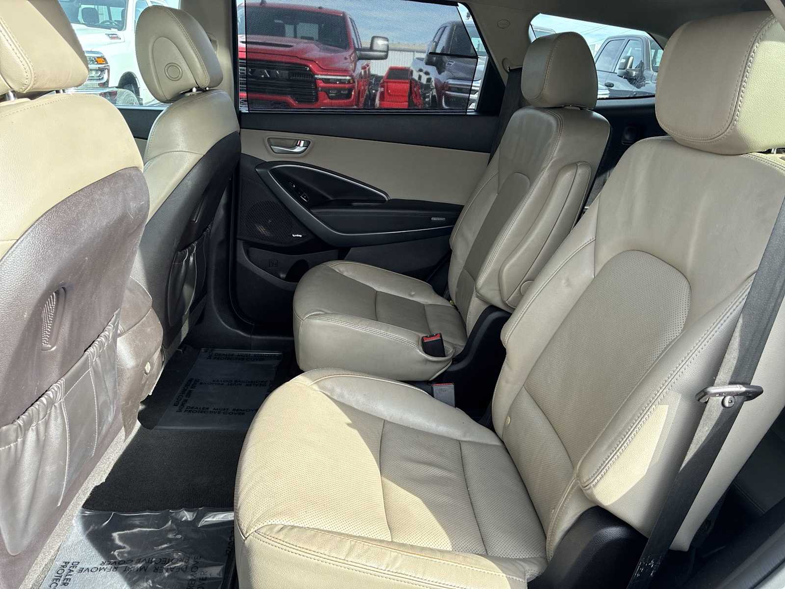 Thumbnail: 2016 Hyundai Santa Fe - 25