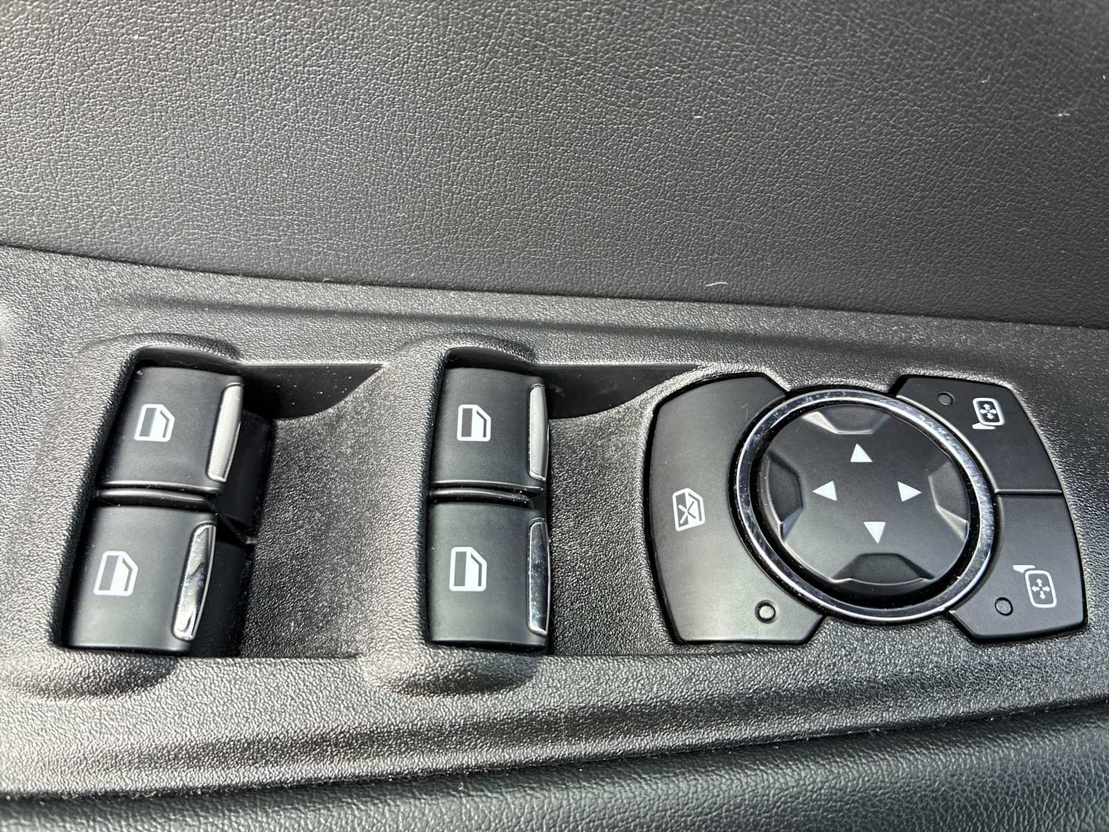 Thumbnail: 2024 Ford Edge - 15