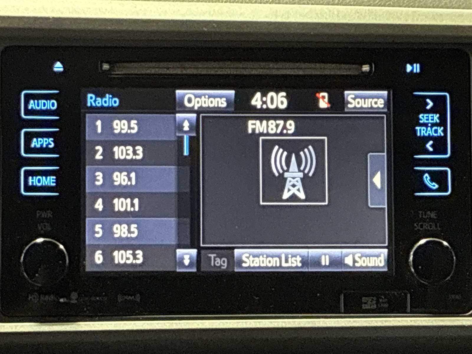 Thumbnail: 2019 Toyota Tacoma - 12