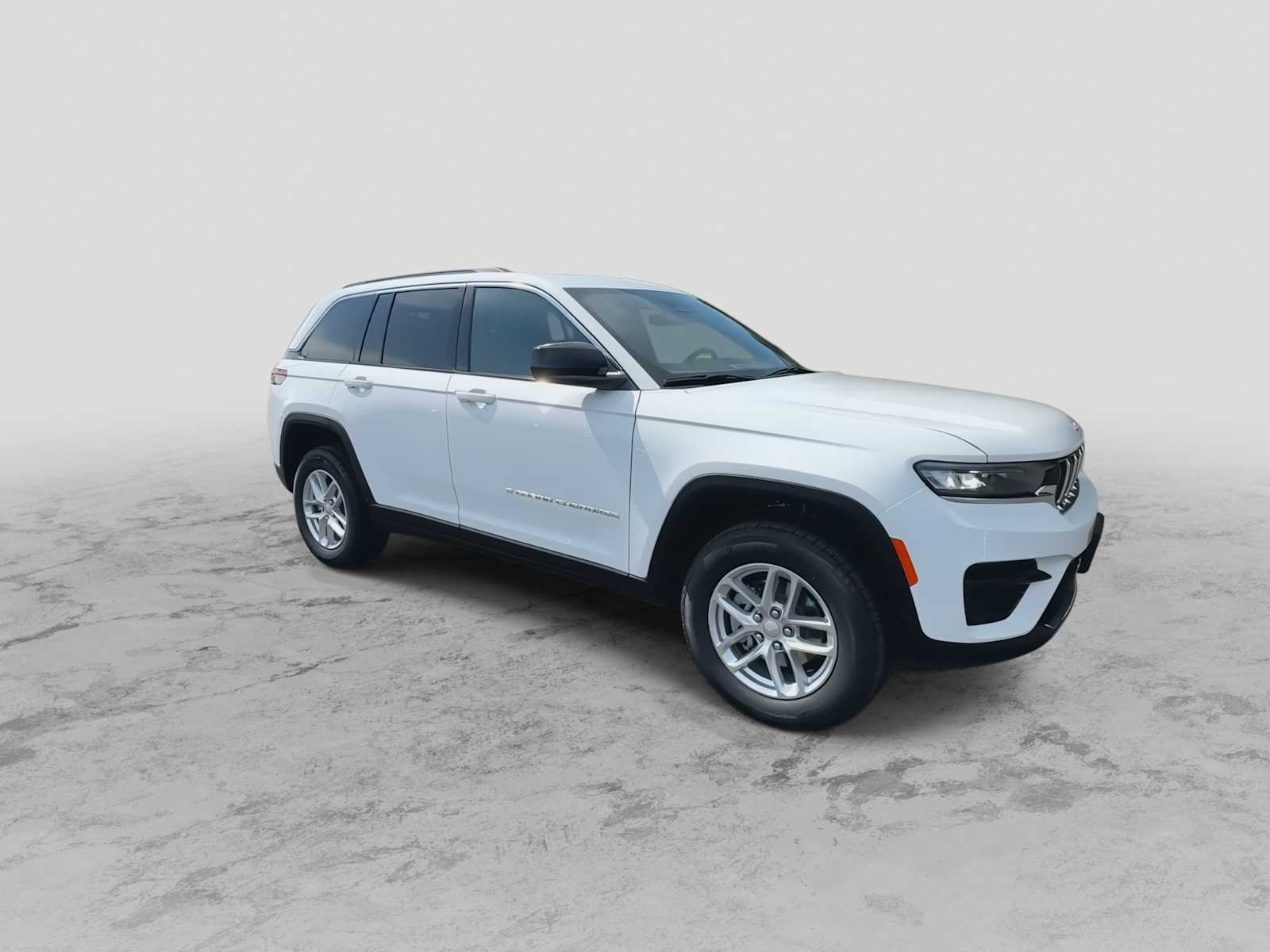 Thumbnail: 2025 Jeep Grand Cherokee - 2