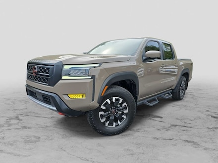2023 Nissan Frontier PRO-4X Truck Crew Cab