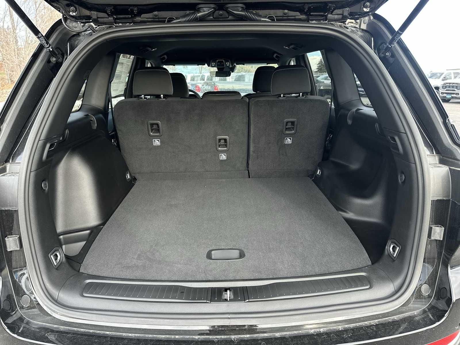 Thumbnail: 2025 Jeep Grand Cherokee - 18