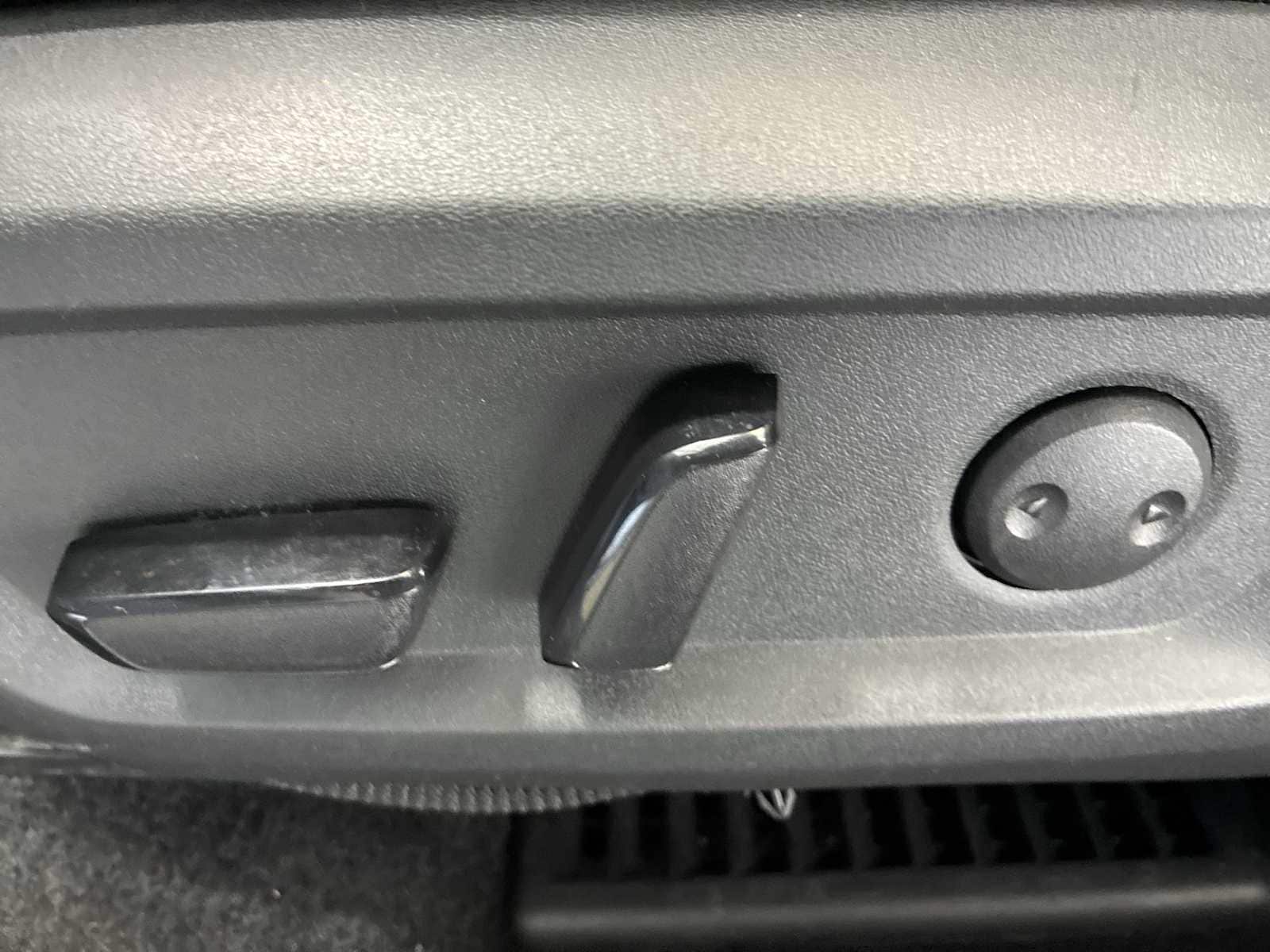 Thumbnail: 2023 Nissan Rogue - 14