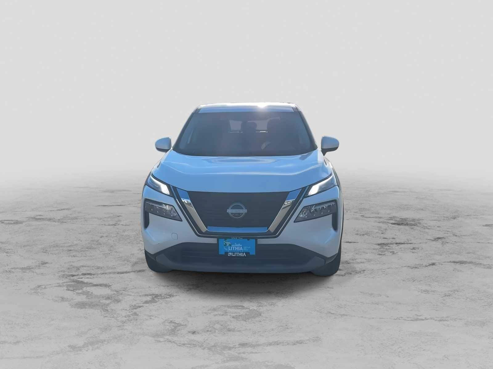 Thumbnail: 2023 Nissan Rogue - 3