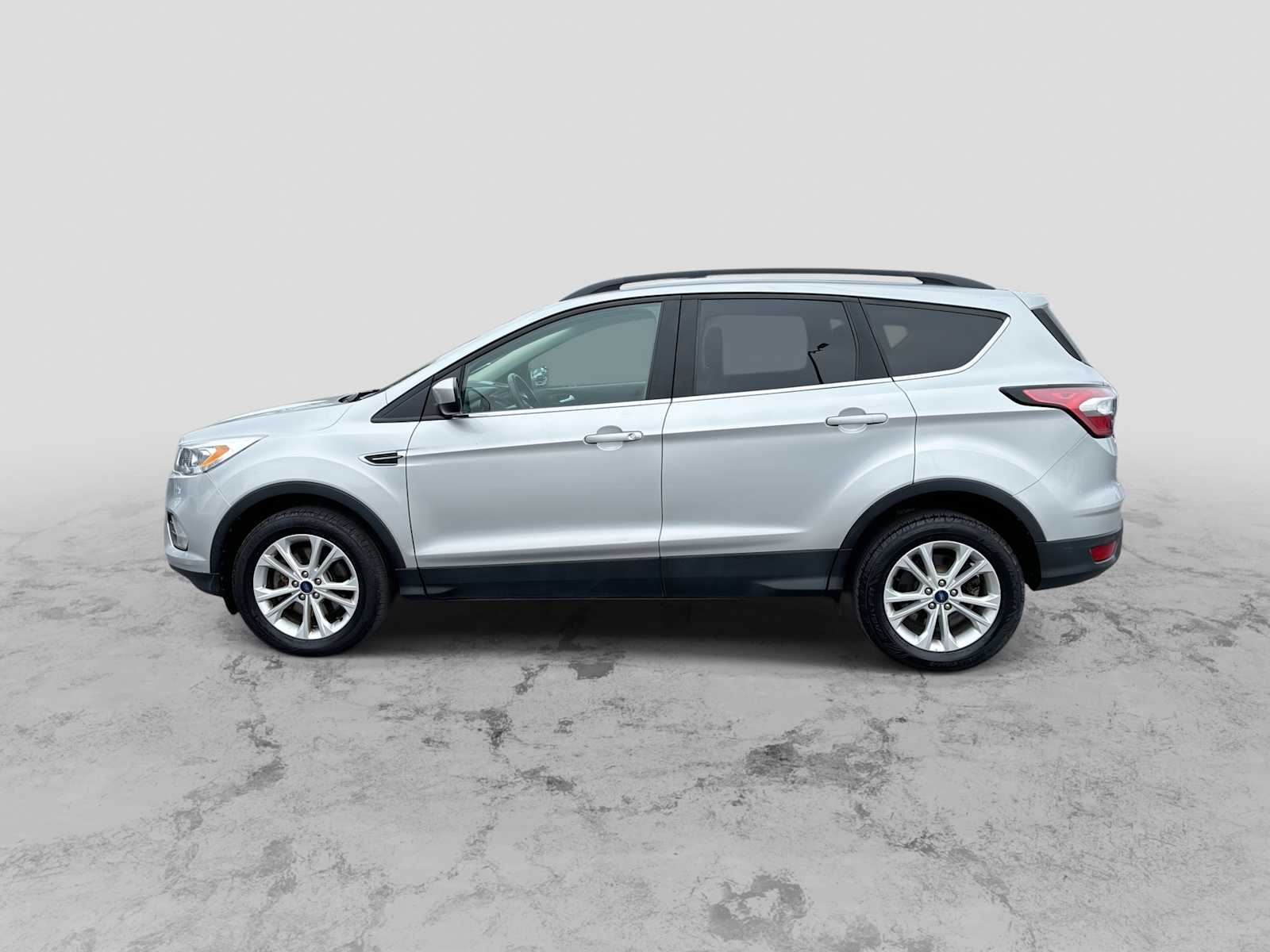 Thumbnail: 2018 Ford Escape - 5
