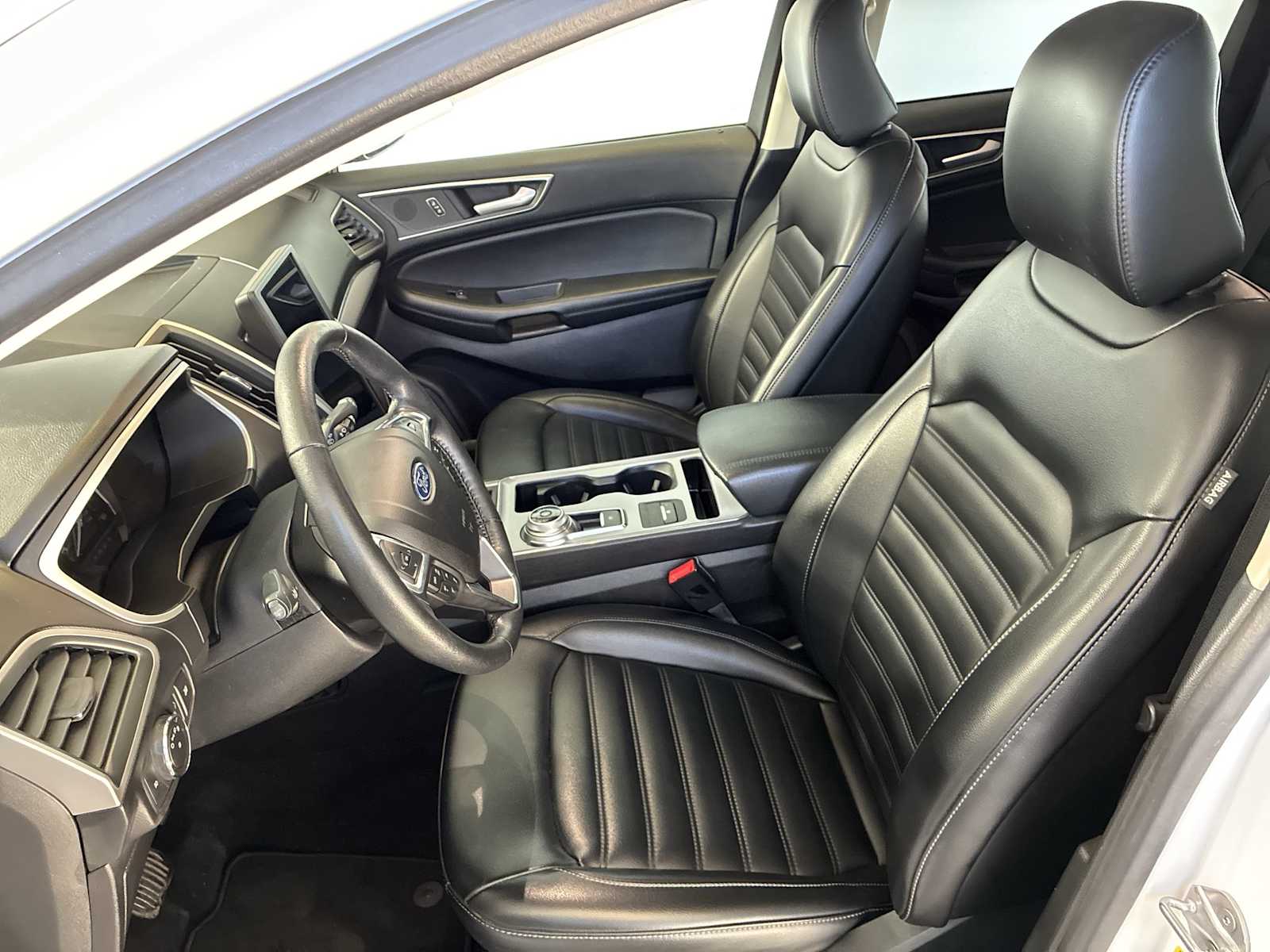 Thumbnail: 2021 Ford Edge - 13