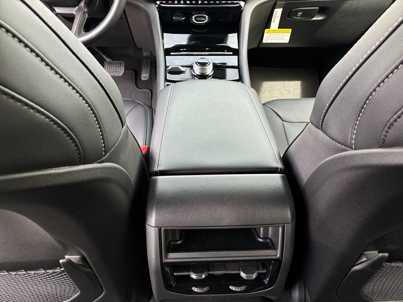 Thumbnail: 2026 Jeep Grand Cherokee - 23