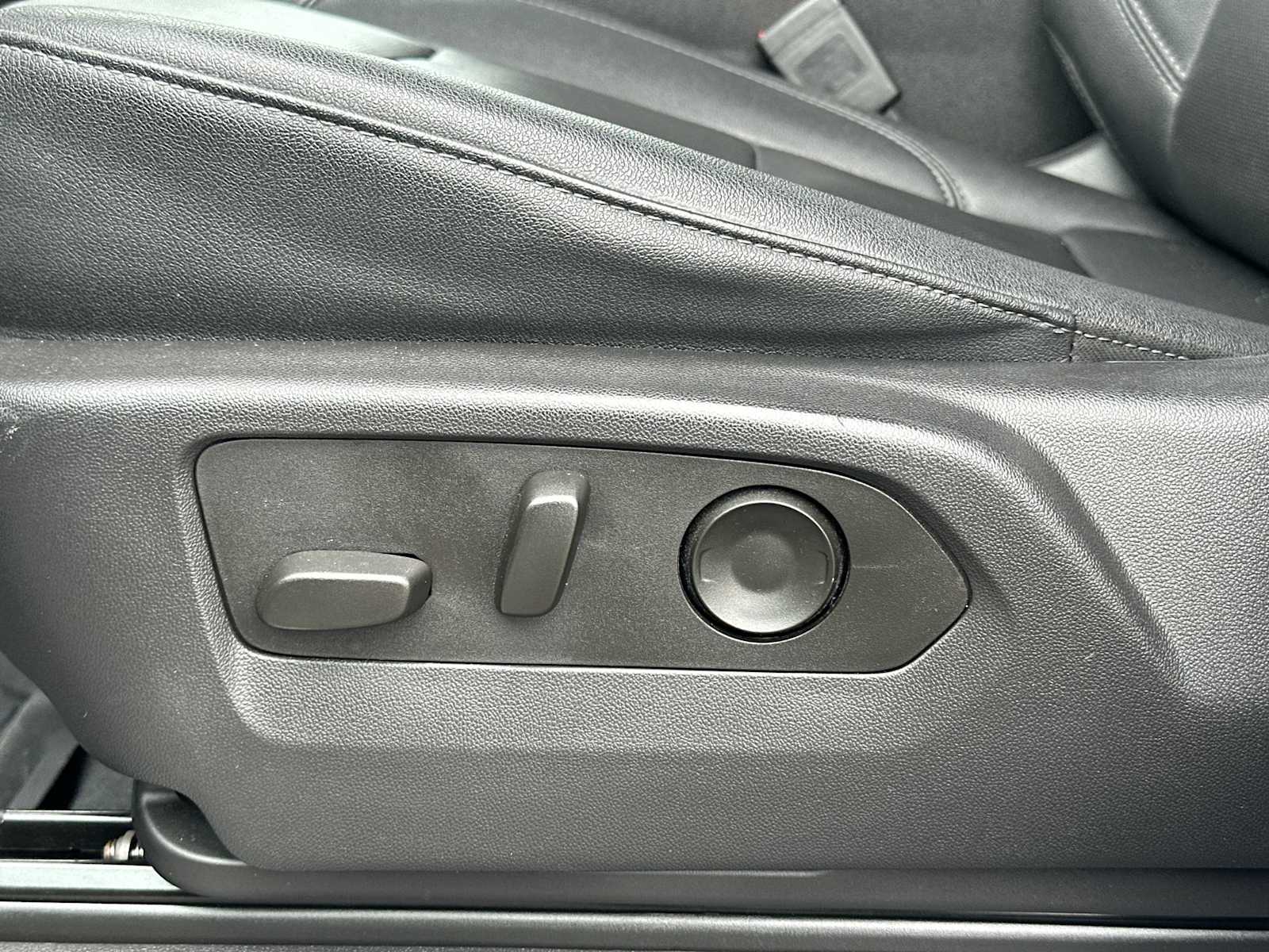 Thumbnail: 2023 GMC Sierra 1500 - 14