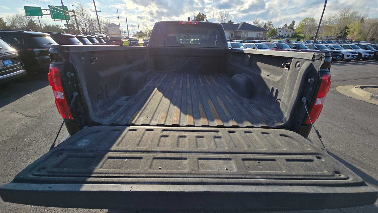 Thumbnail: 2018 GMC Sierra 2500 - 9